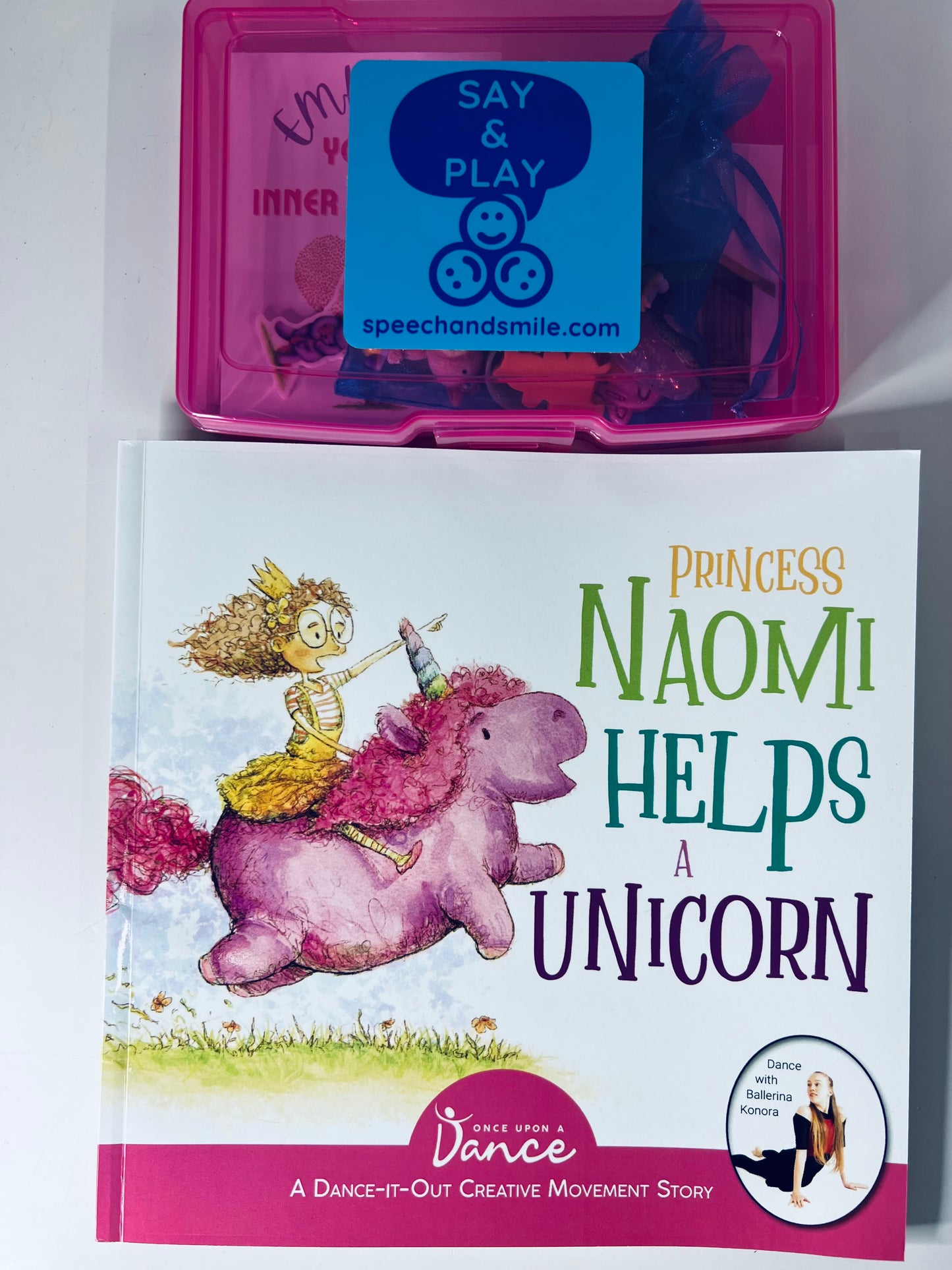 Unicorn Book and Mini Objects- Naomi Helps a Unicorn - Book Included + 20 Mini Objects + Movement + Speech Therapy Language Kit