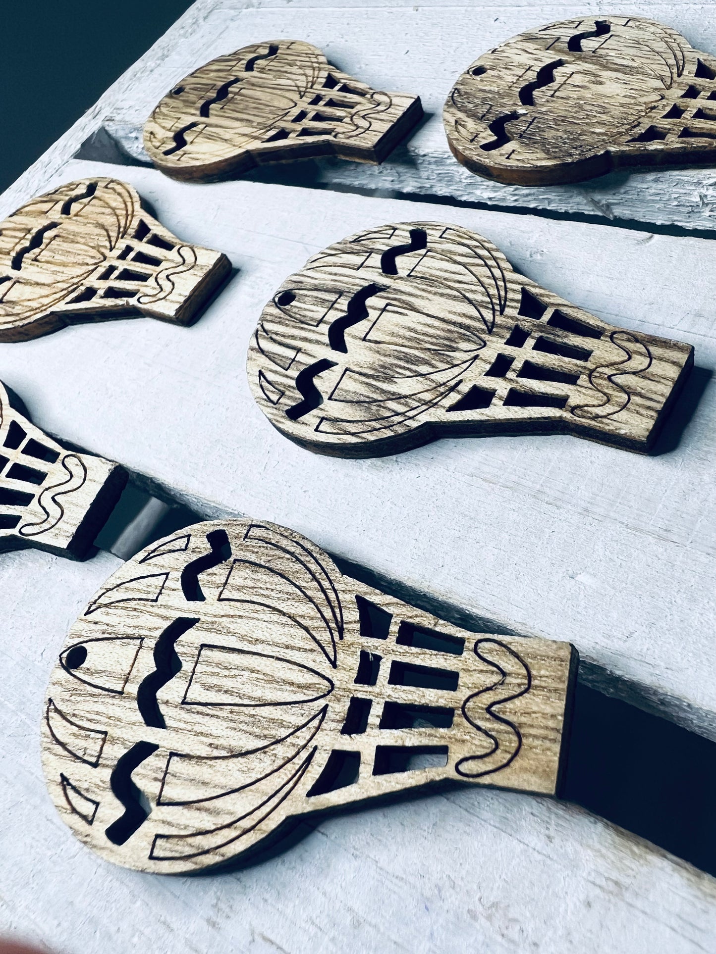 Globo aerostático cortado en madera-Objeto alfabeto para la letra H-Objetos de transporte-Objetos de terapia del habla-Doodads-Letra U objeto para arriba