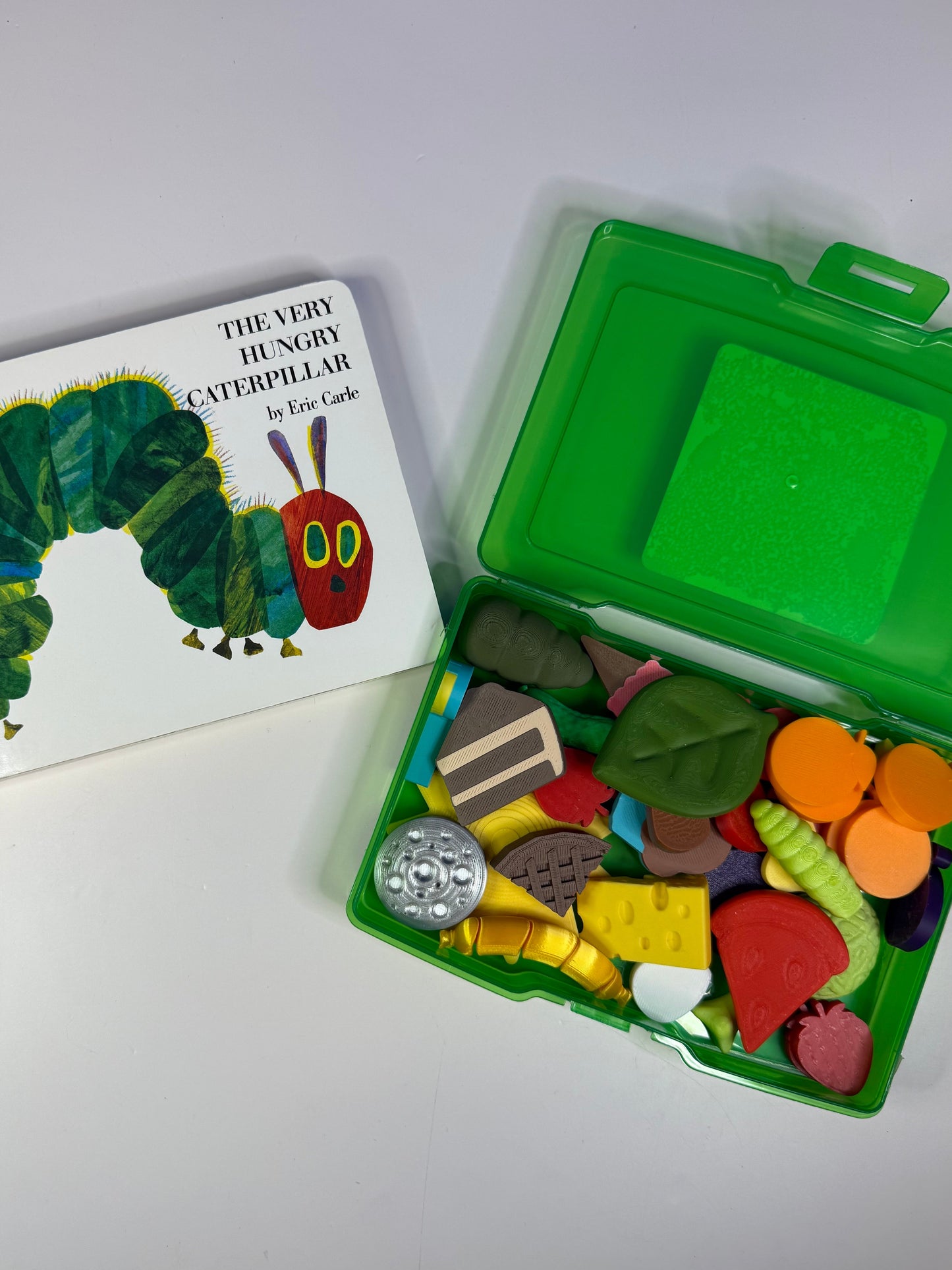 Very Hungry Caterpillar Mini Objects - Story Kit Speech Therapy - Book Gift for Kids
