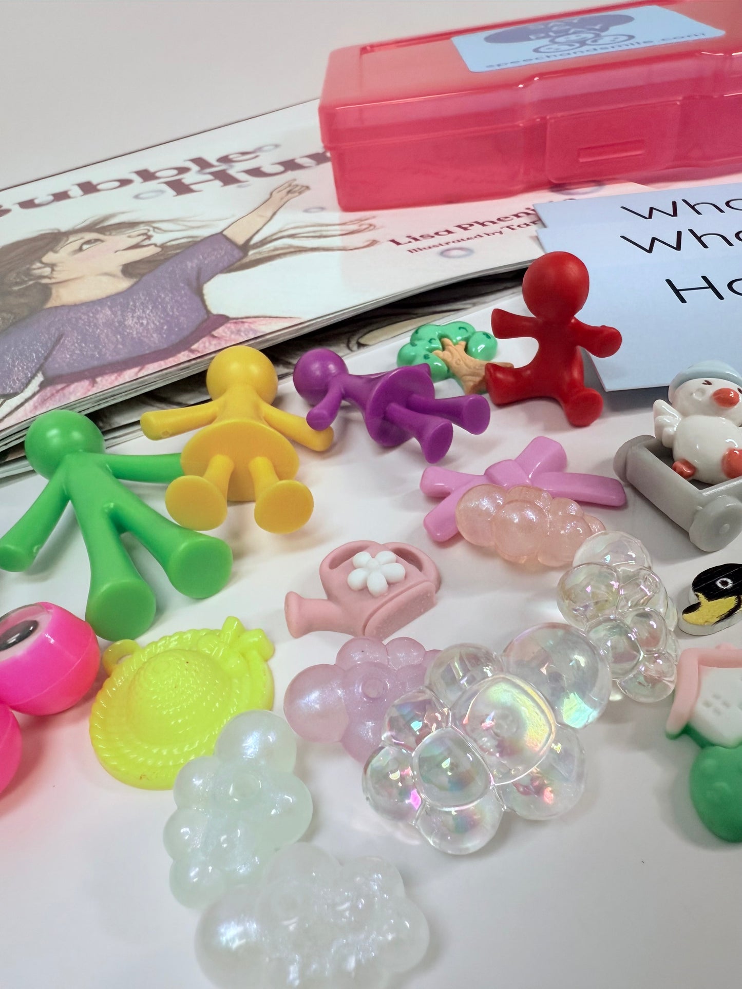 Bubble Hunt Book & Story Kit – Speech Therapy Mini Objects, Early Childhood Language, Book About Bubbles, Interactive Speech Therapy Book