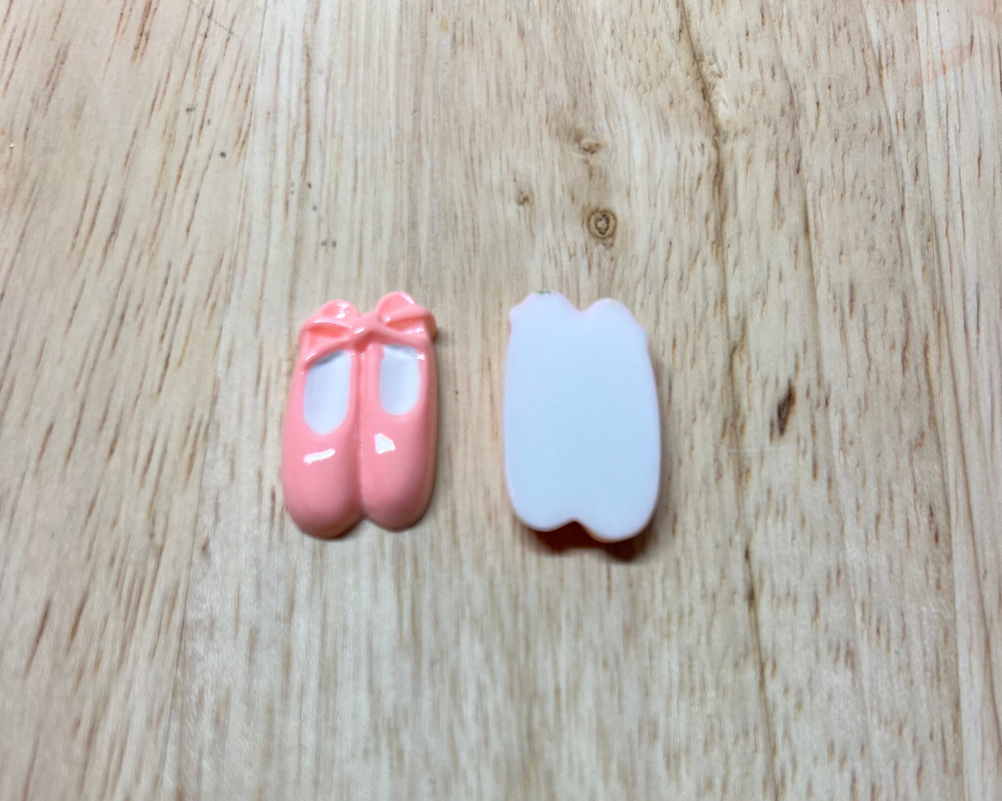 Objeto de ZAPATOS DE BALLET en miniatura - Mini baratija de zapatos de punta - Baratijas de baile- Mini objetos Terapia del habla ~ Baratijas - Adornos de ballet