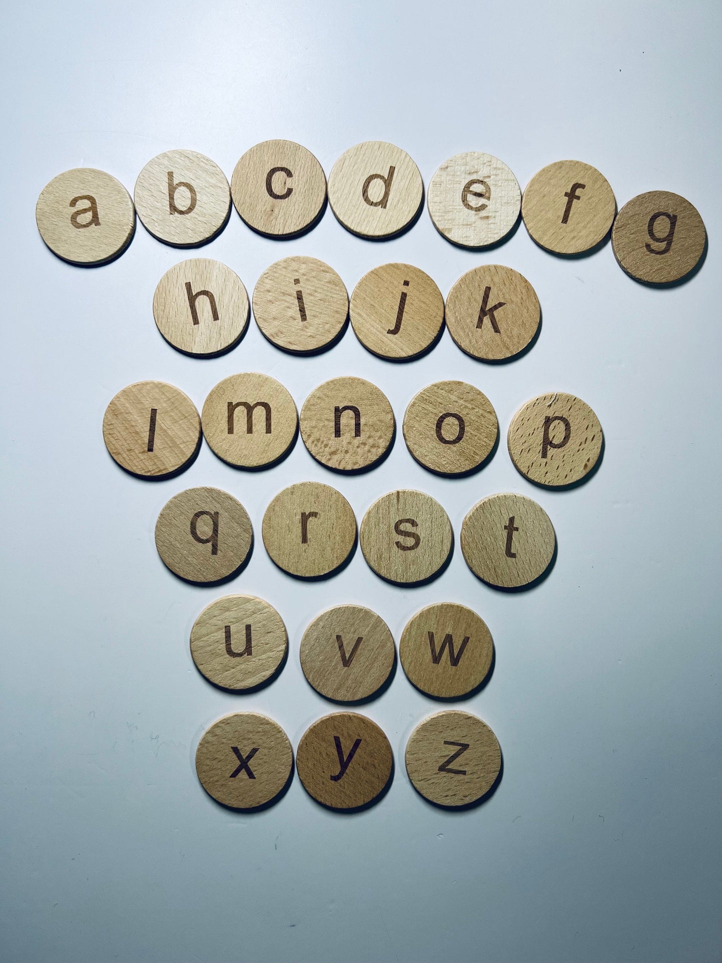 Letras del Alfabeto de Madera CON OBJETOS -Rondas de Letras Montessori-Círculos de Letras Inglesas-Letras de Madera del Alfabeto