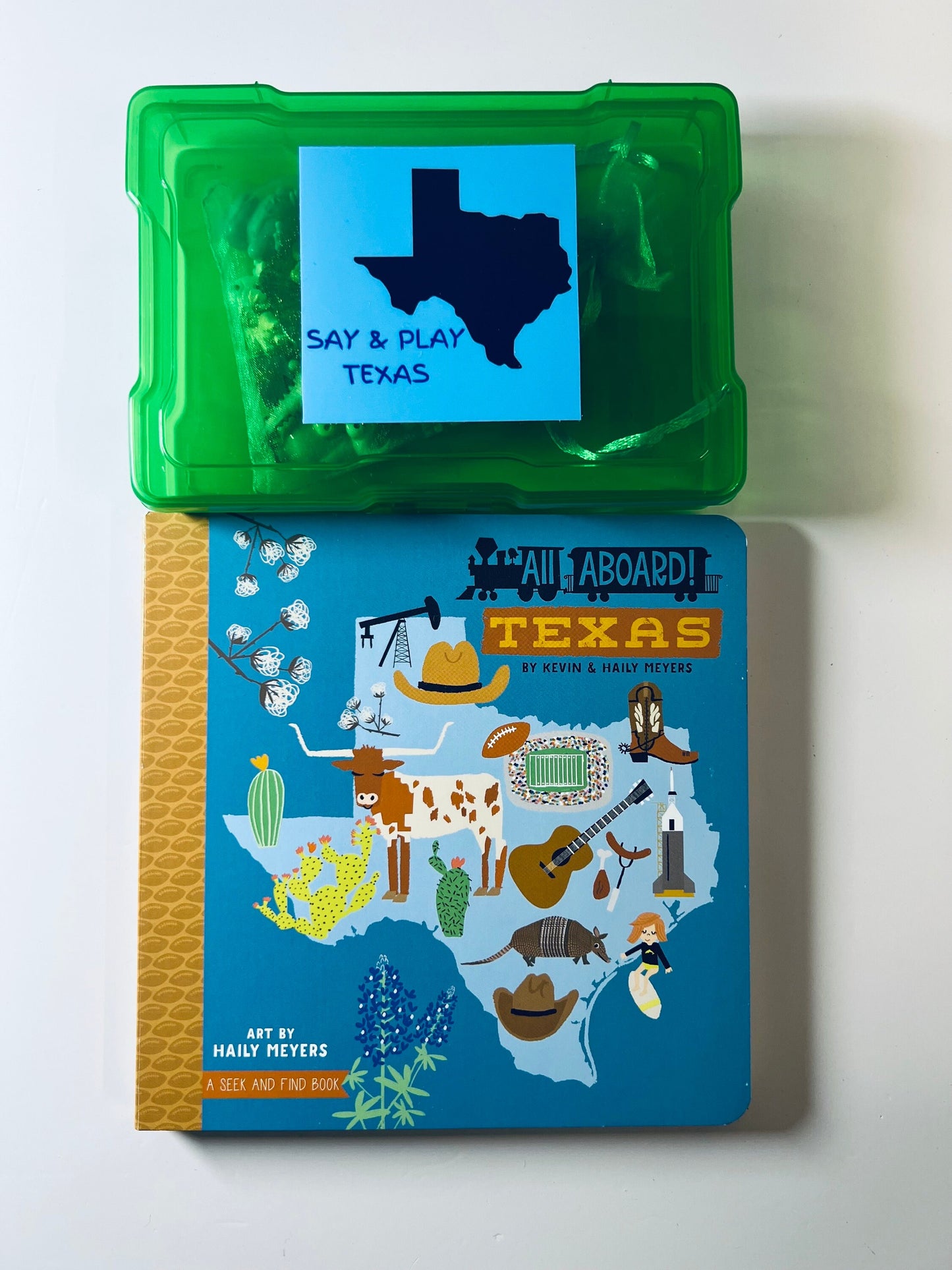Say and Play Texas State Story Kit State Books State Trinkets Learn about a State with Mini Objects