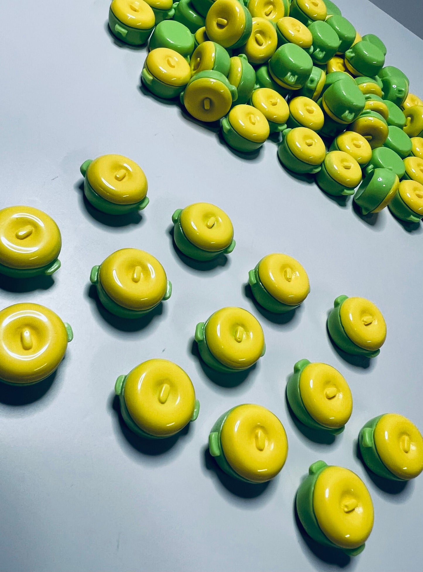 Miniature Cooking Pot Dollhouse Kitchen Minis Trinkets Minis for Speech Therapy Kitchen Theme Mini Objects Mini Soup Pot