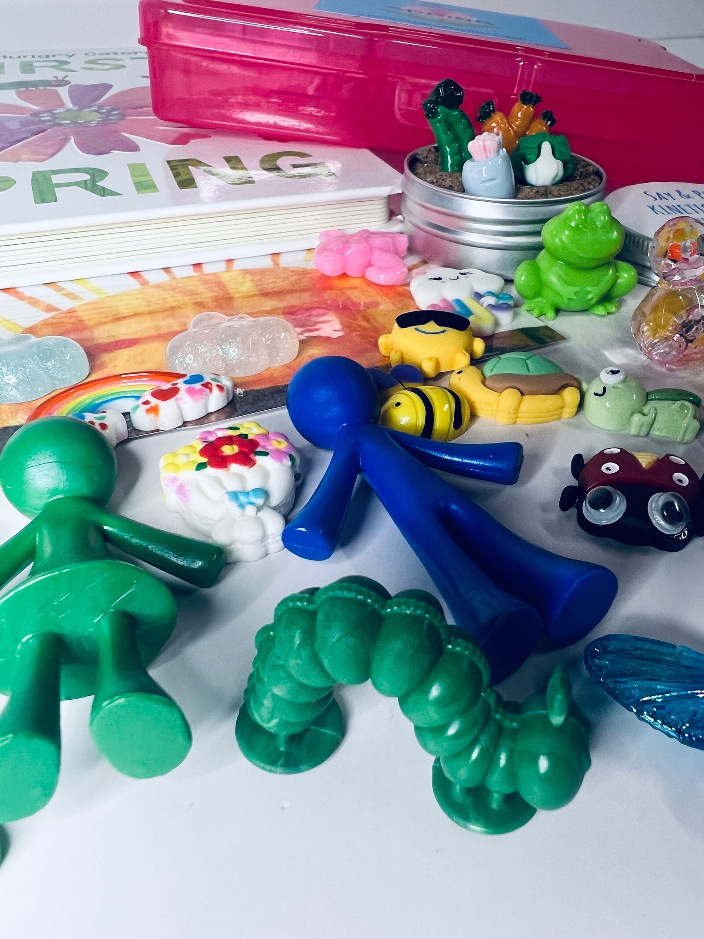 Very Hungry Caterpillar Story Kit – Mini Objects & Props for Speech Therapy, SLP, Preschool Literacy, Spring Story Retell Set