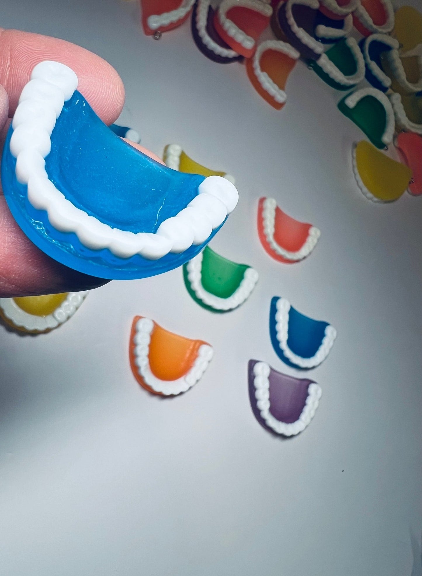 Miniature Mouth Model Mini Teeth l Trinket - Speech Therapy Mini Objects - Miniature Objects - Resin Mouth - Dentist Trinkets - SLP - Speech and Smile
