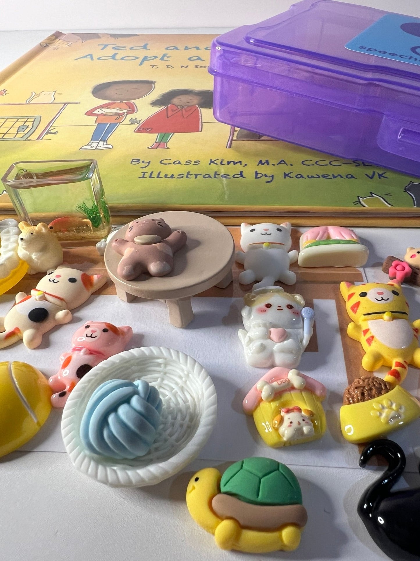 Story Kit Speech Therapy Early Sounds Mini Objects for Speech Therapy Ted and Tina Adopt a Kitten Articulation Miniature Objects - Speech and Smile