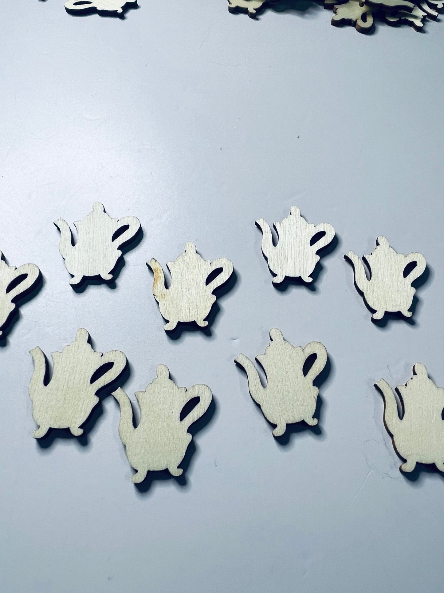 Wood Cut Teapot - Old Fashion Tea Pot Trinket - Princess Teapot Trinket - Doodads - Mini Objects - Speech and Smile