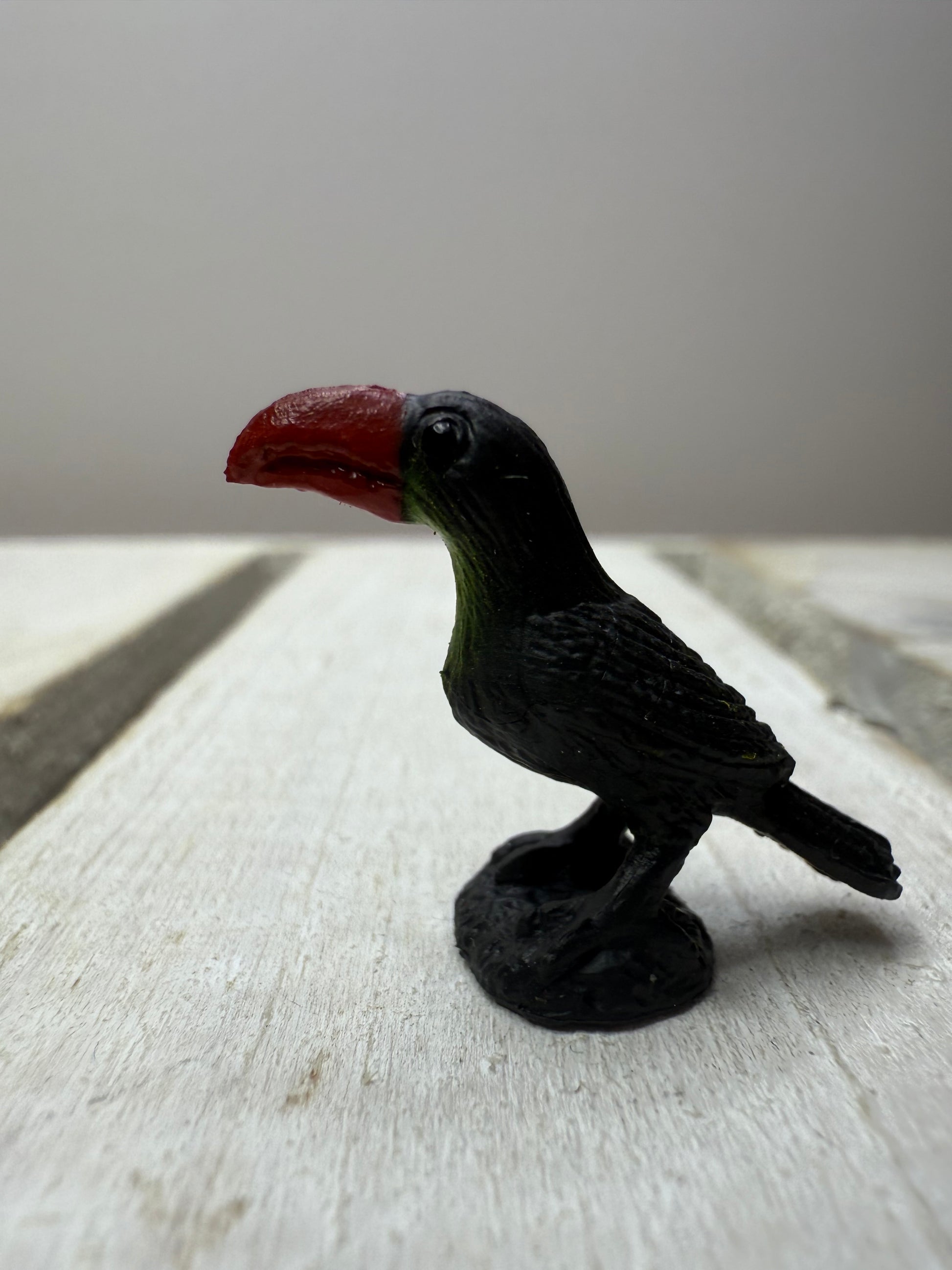 Miniature TOUCAN Figurine Say and Play Mini Objects for Speech Therapy Zoo Minis Animal for Dollhouse, Fairy Garden, Terrarium, Diorama,