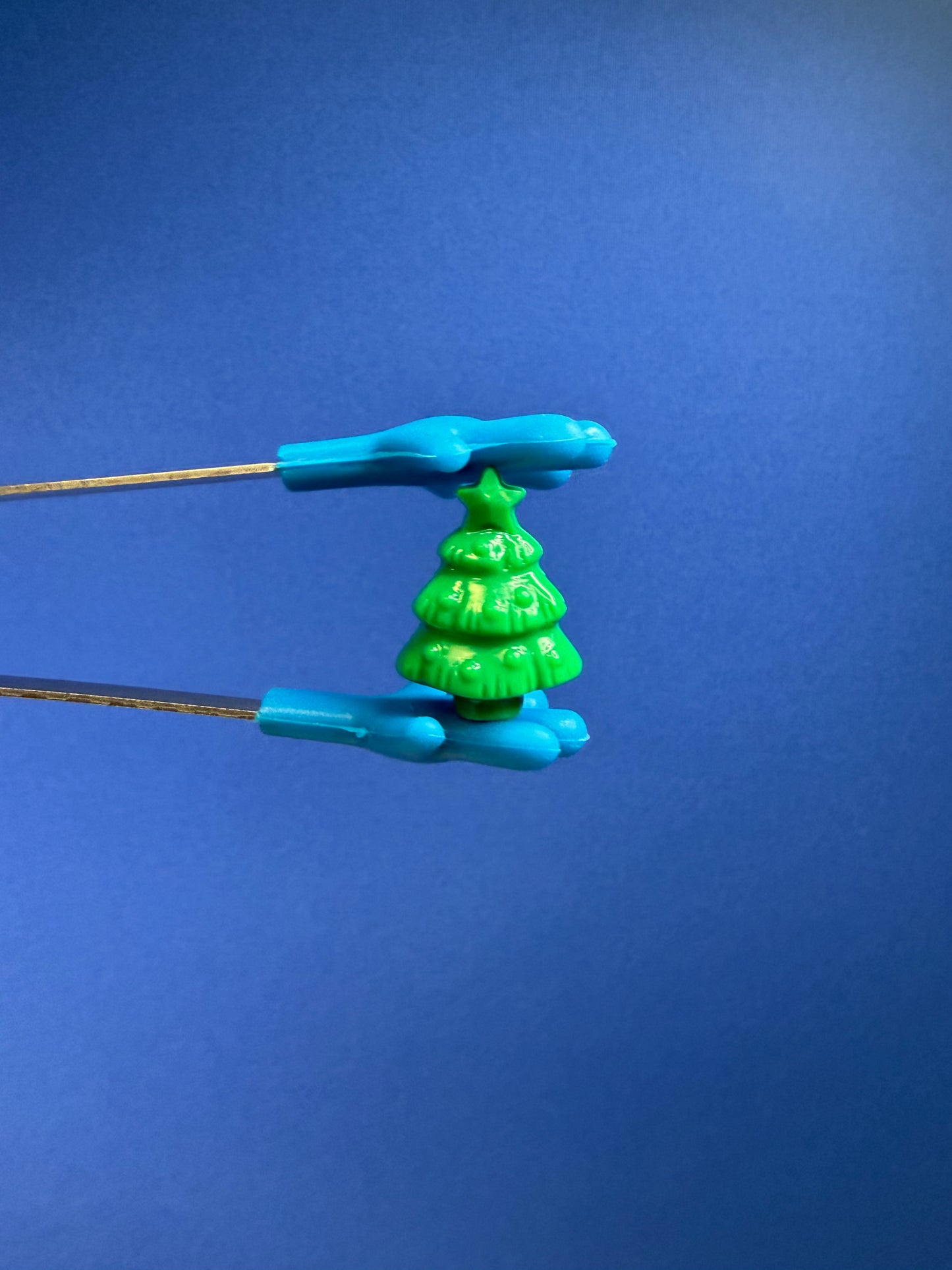 Mini Christmas Tree Bead - INCLUDES 5 BEADS - Mini Objects Trinkets Speech Therapy
