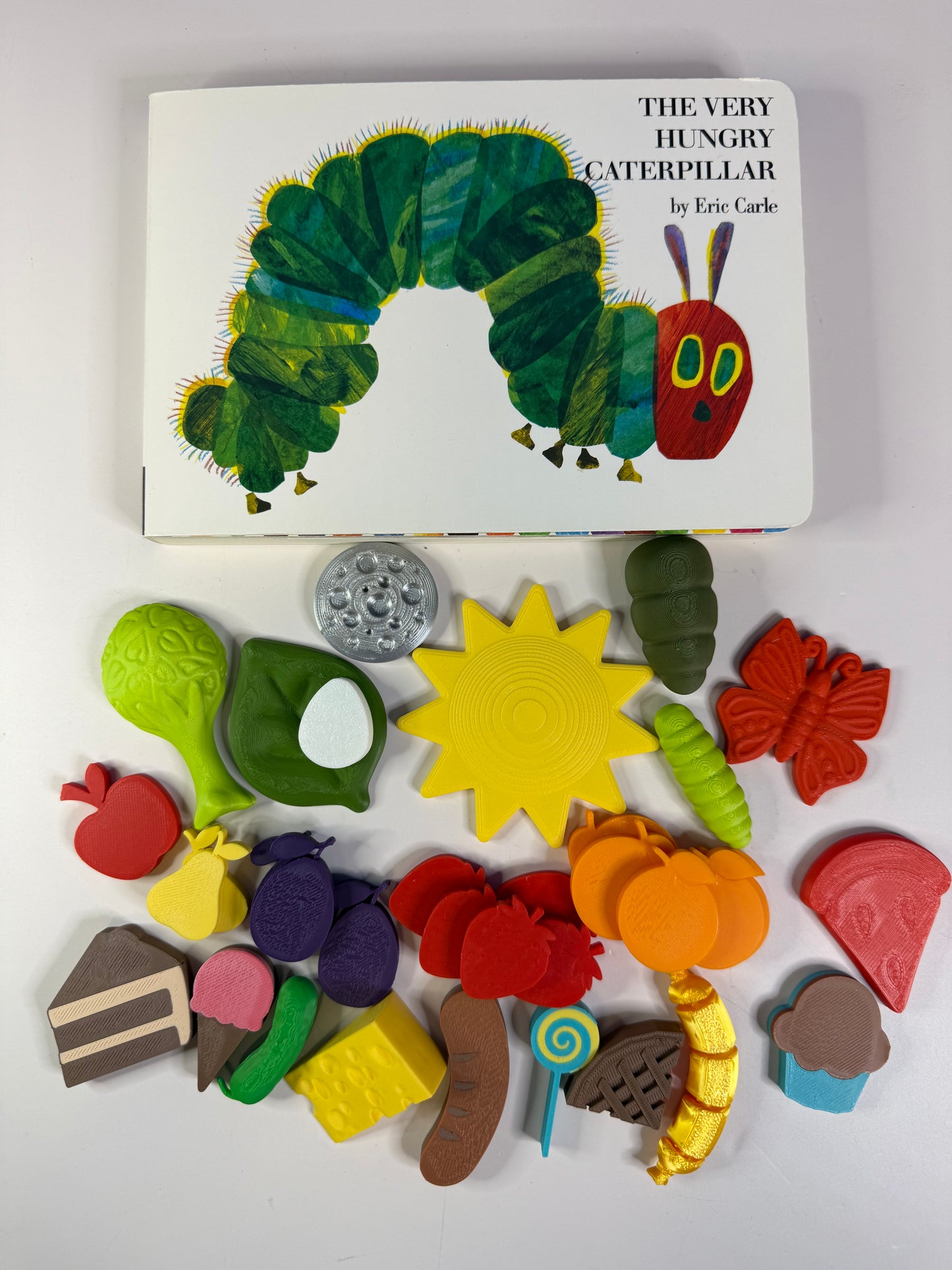 Very Hungry Caterpillar Mini Objects - Story Kit Speech Therapy - Book Gift for Kids