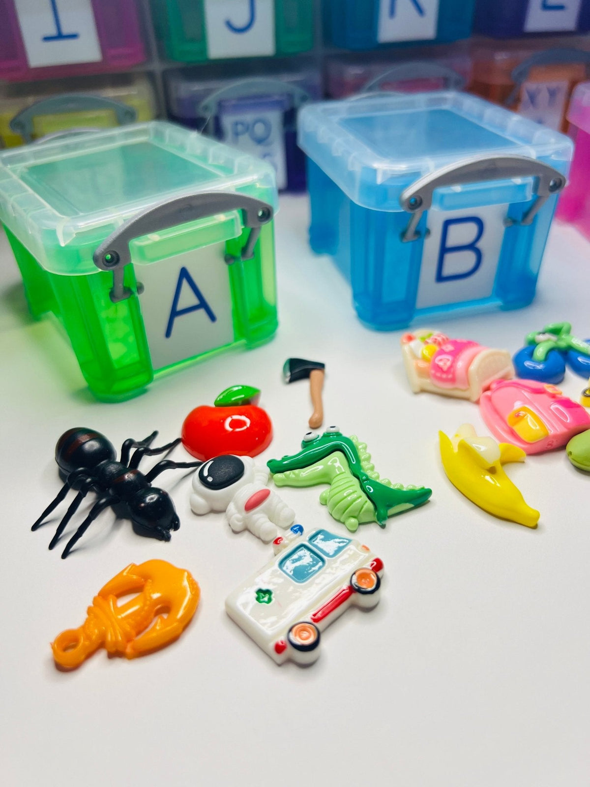Alphabet Objects Set -  7 Mini Objects per letter -UPPERCASE labeled - Beginning Sounds Speech Therapy
