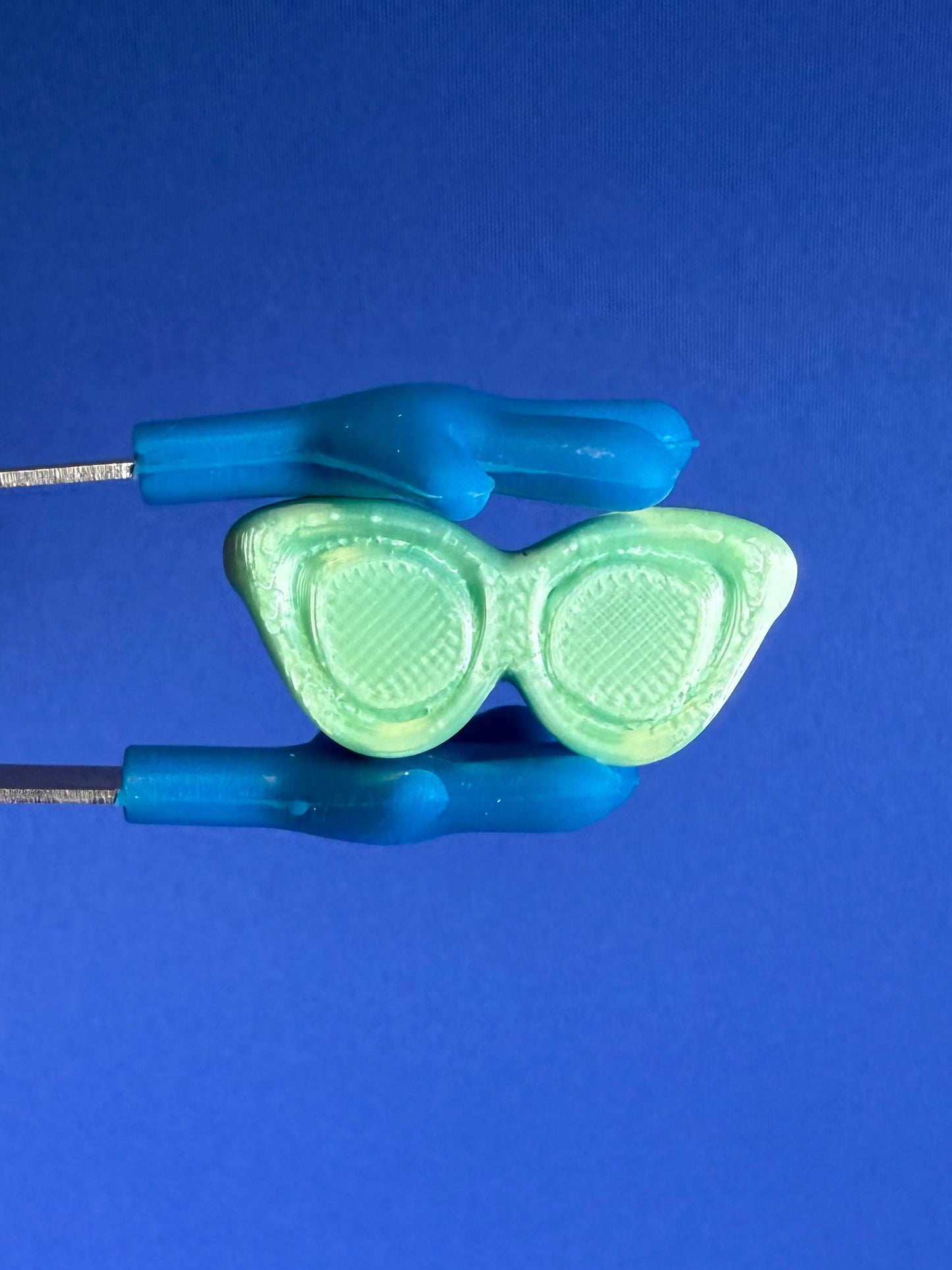 Mini Eyeglasses – Mini Object for Speech Therapy & Language Activities | 3D Printed | Talkets™