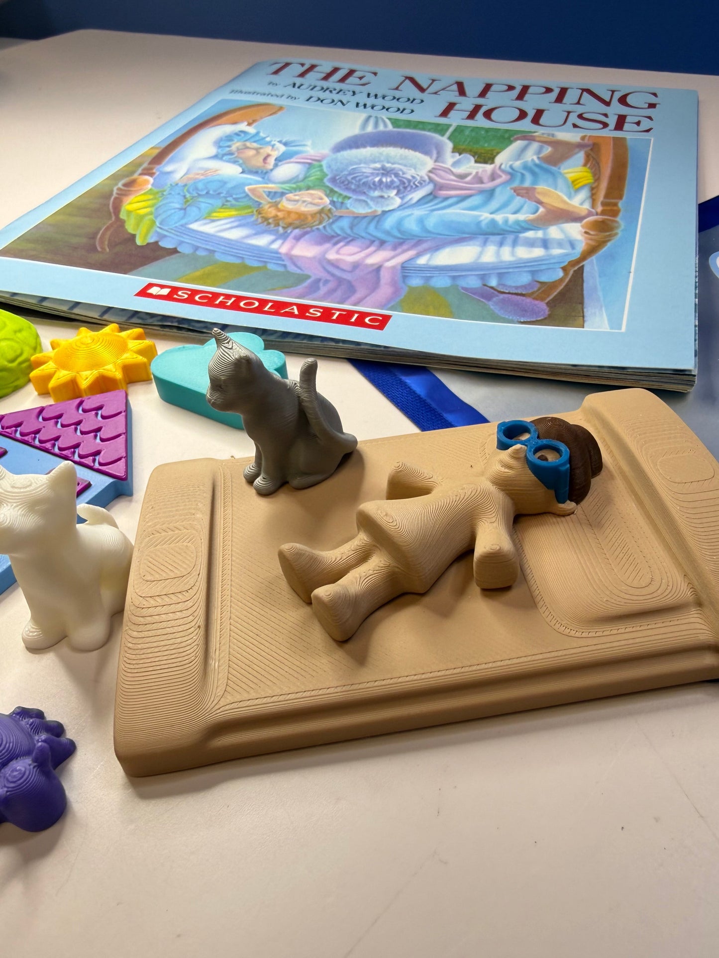 Napping House Story Prop Set |  Speech Therapy Story Retell Props -  Talkets™ Mini Objects