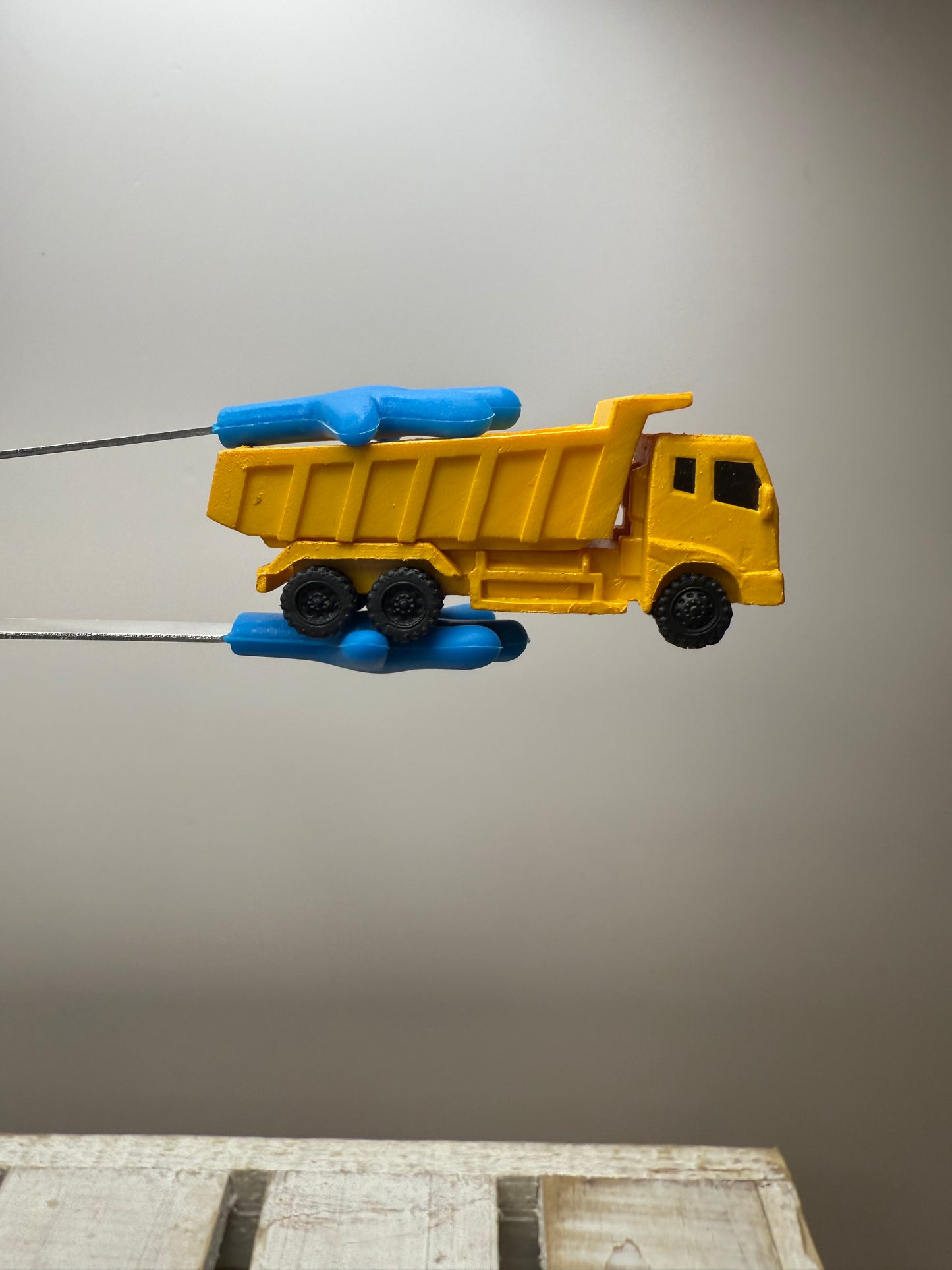 Mini Dump Truck Figurine – 2 Inch Realistic Construction Toy for Kids, Speech Therapy, Sensory Bins, Montessori Play Object