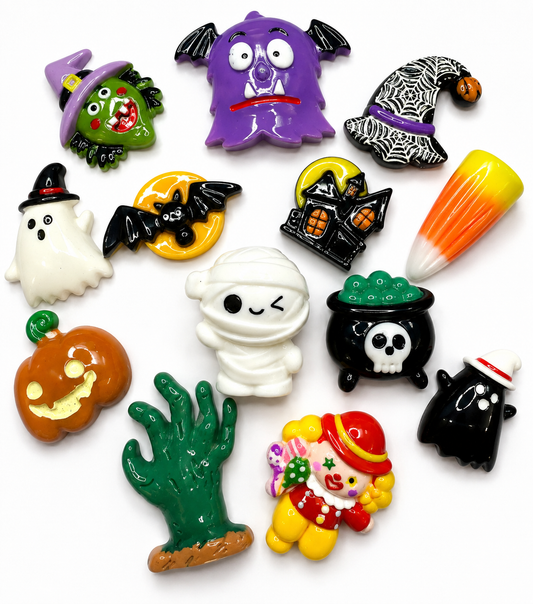 Halloween Mini  Trinkets – 13 Piece Set | Mini Objects for Crafts, Sensory Bins & Speech Therapy