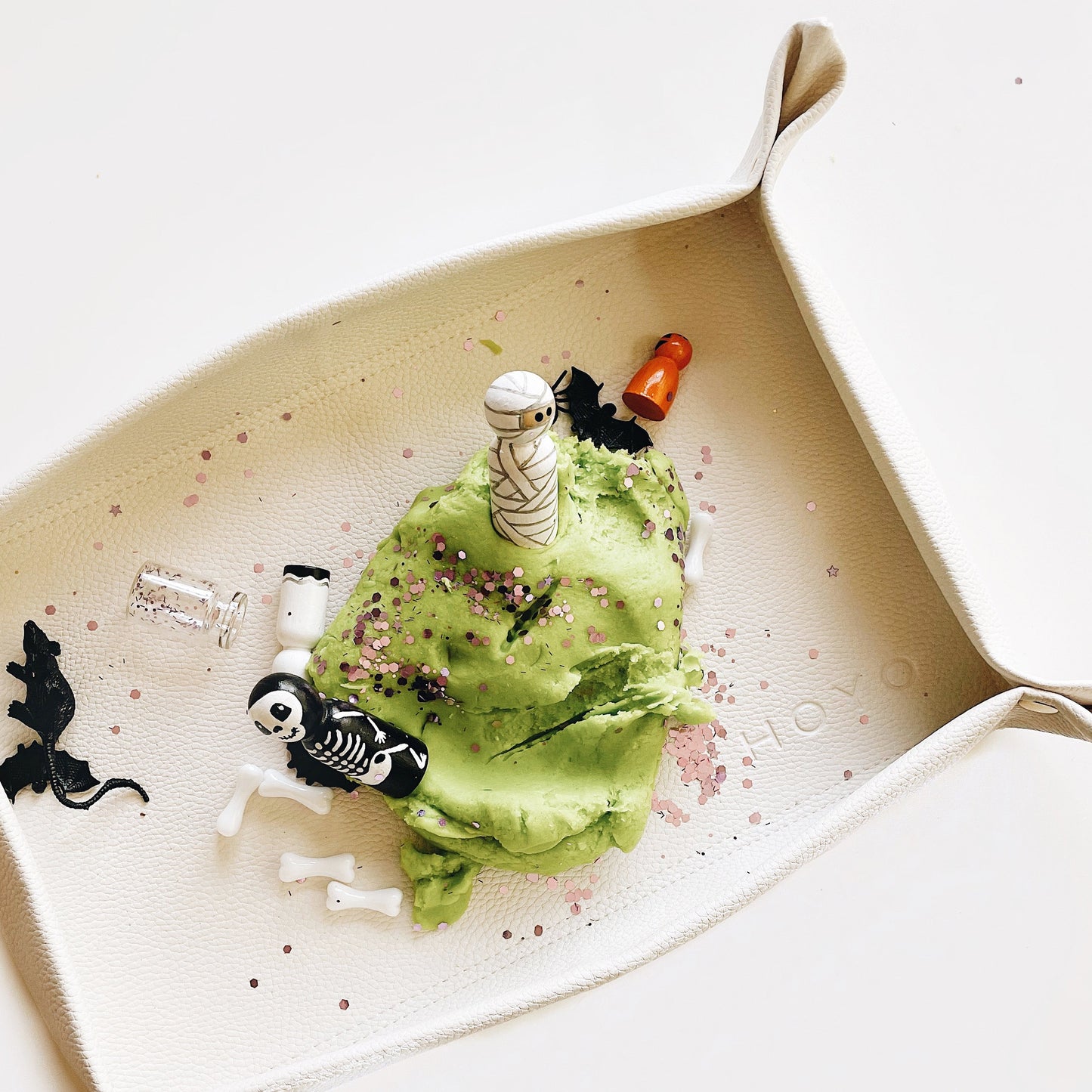 The Mini Mat for Mini Objects