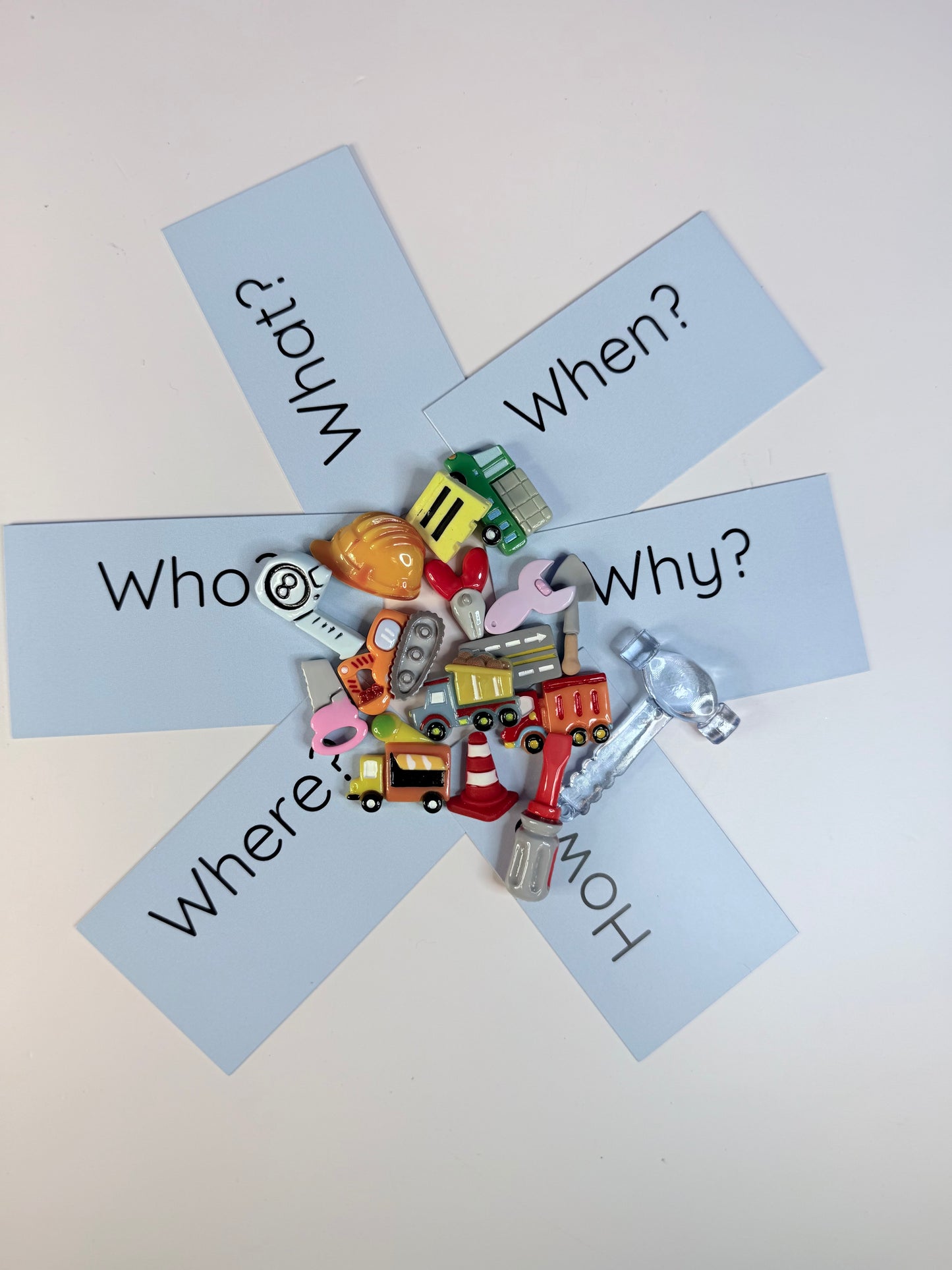 CONSTRUCTION theme Mini Objects with Question Cards- Theme Trinkets Speech Therapy