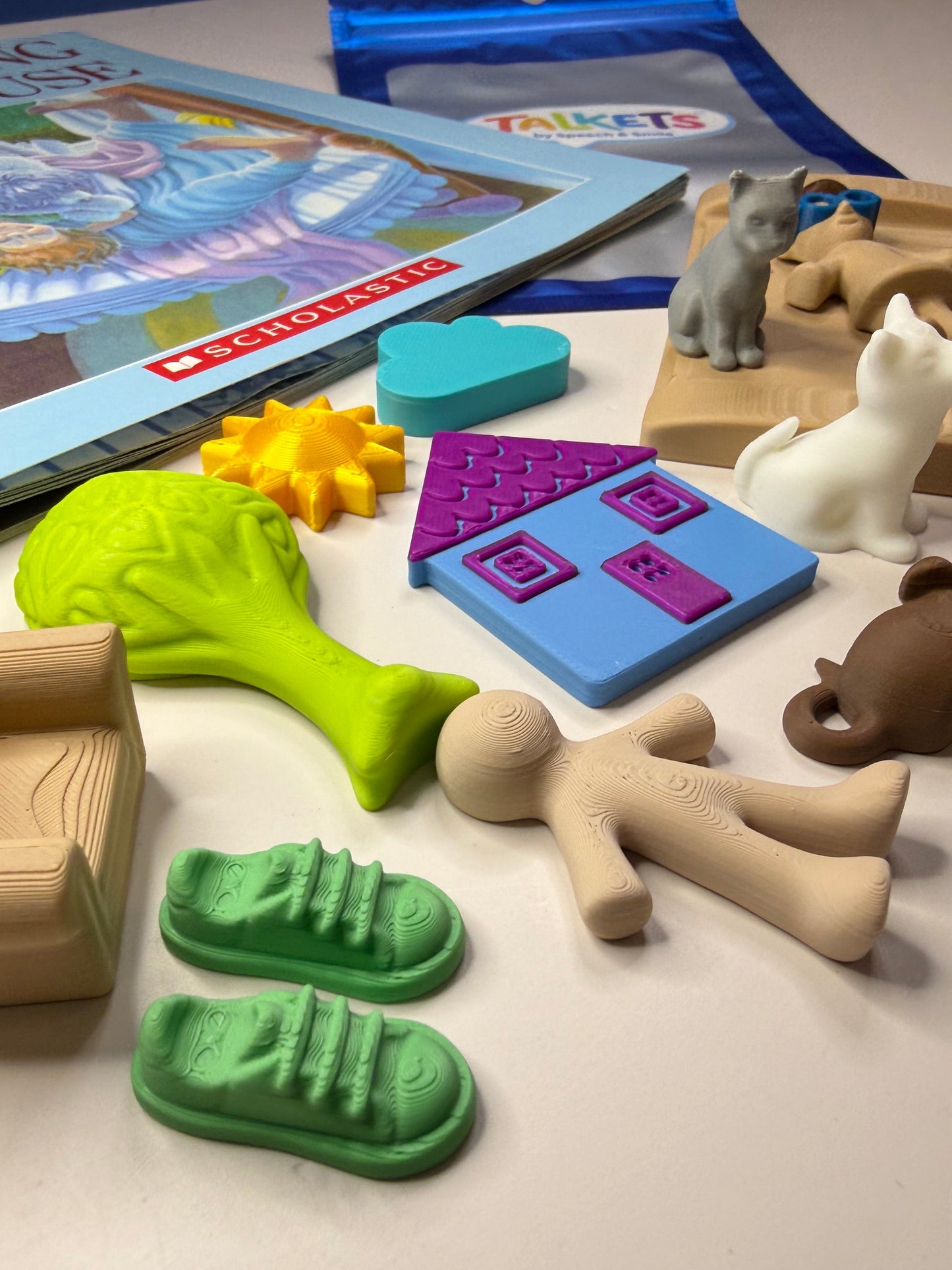 Napping House Story Prop Set |  Speech Therapy Story Retell Props -  Talkets™ Mini Objects