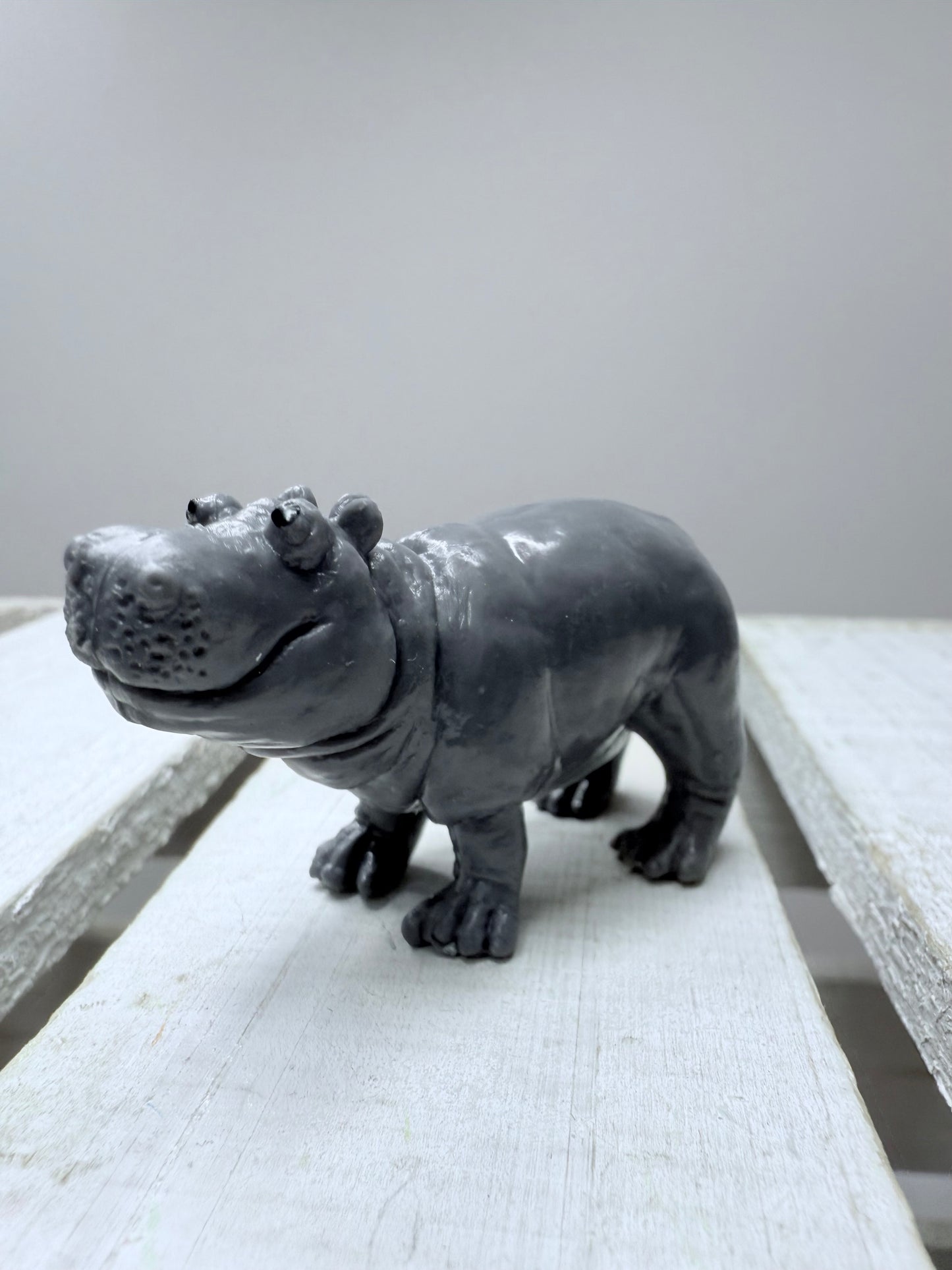 Miniature Pygmy Hippo Figurine Mars Baby Hippo– Realistic Animal Mini Object, Zoo Theme Play, Speech Therapy Mini Figures