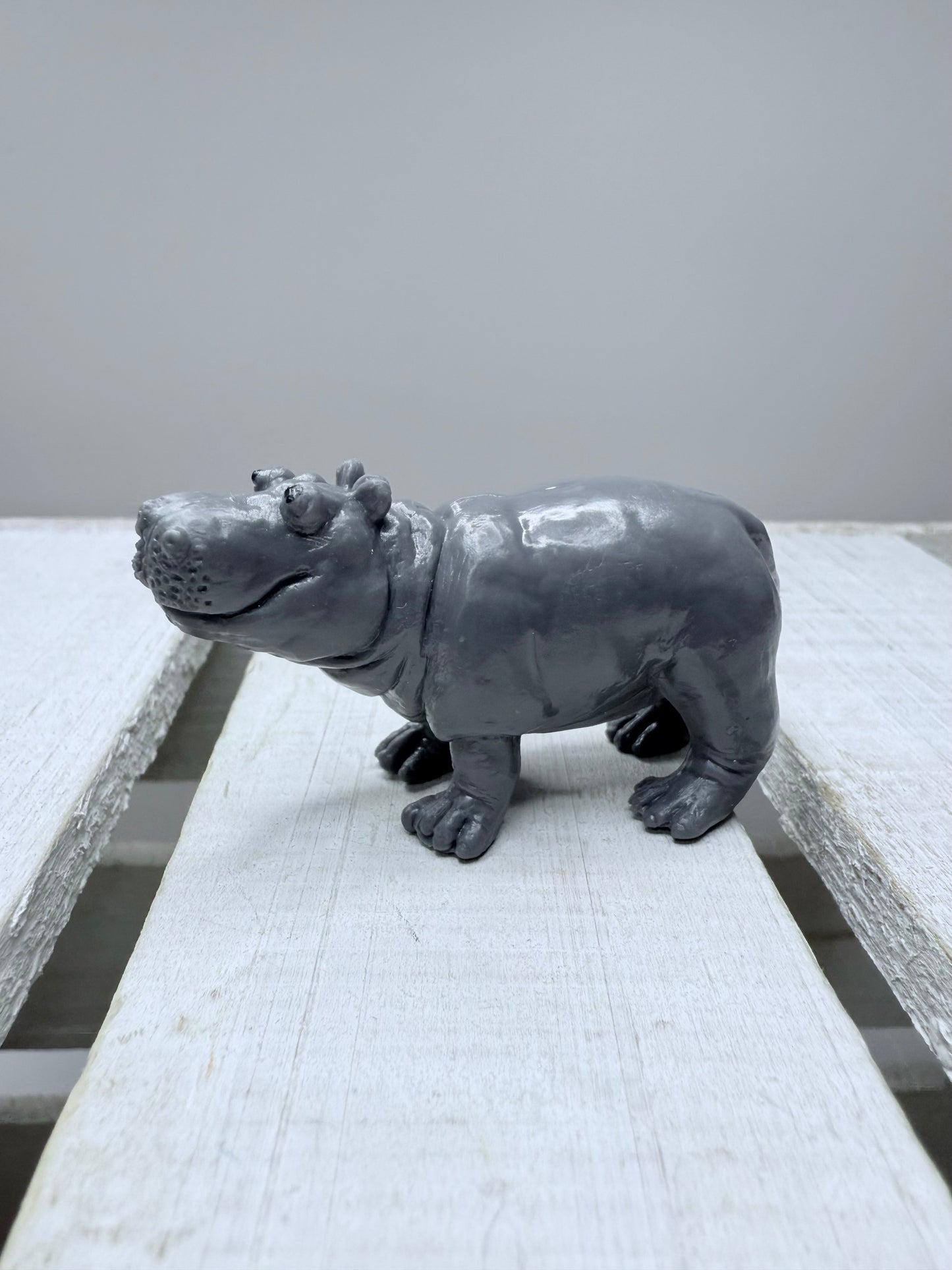 Miniature Pygmy Hippo Figurine Mars Baby Hippo– Realistic Animal Mini Object, Zoo Theme Play, Speech Therapy Mini Figures