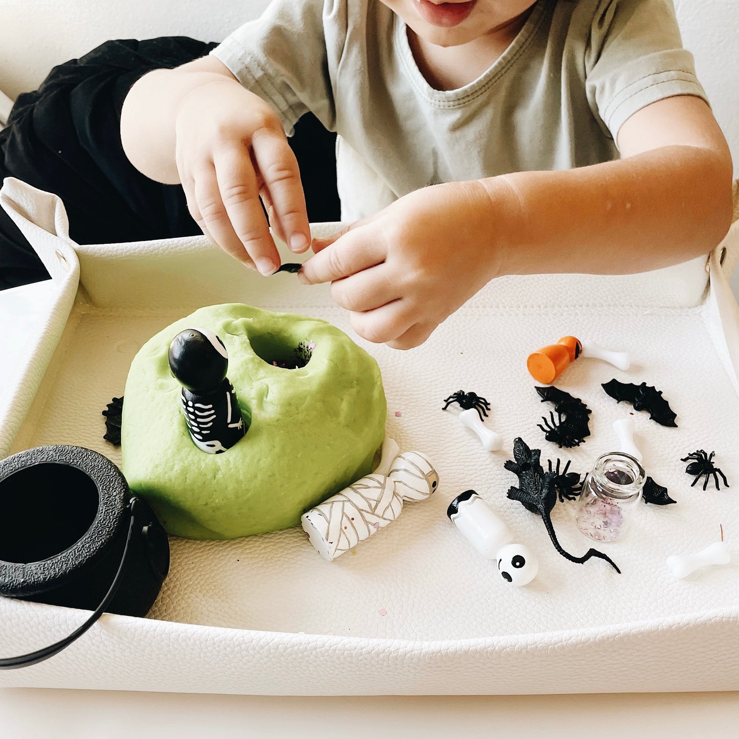 The Mini Mat for Mini Objects