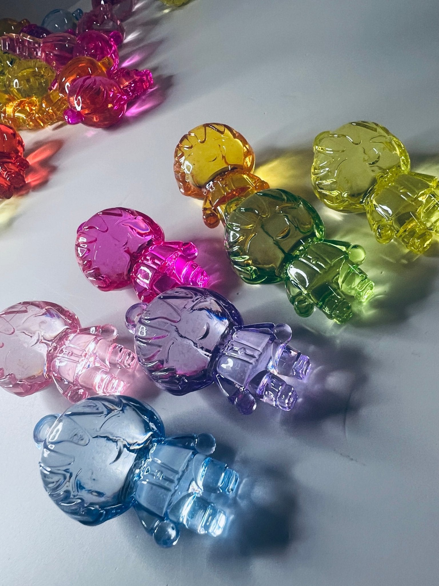 Acrylic Person Trinket Mini Objects Speech Therapy Story Prop Objects Miniature Person Charm Doodads - Speech and Smile