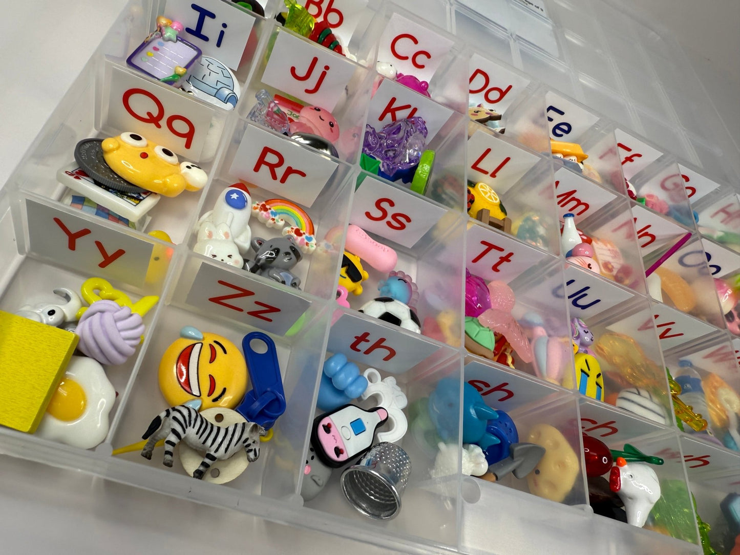 Alphabet Mini Objects Set – Phonics & Digraphs Kit | Montessori Sound Set Speech Therapy Trinkets | Say and Play Mini Objects - Speech and Smile