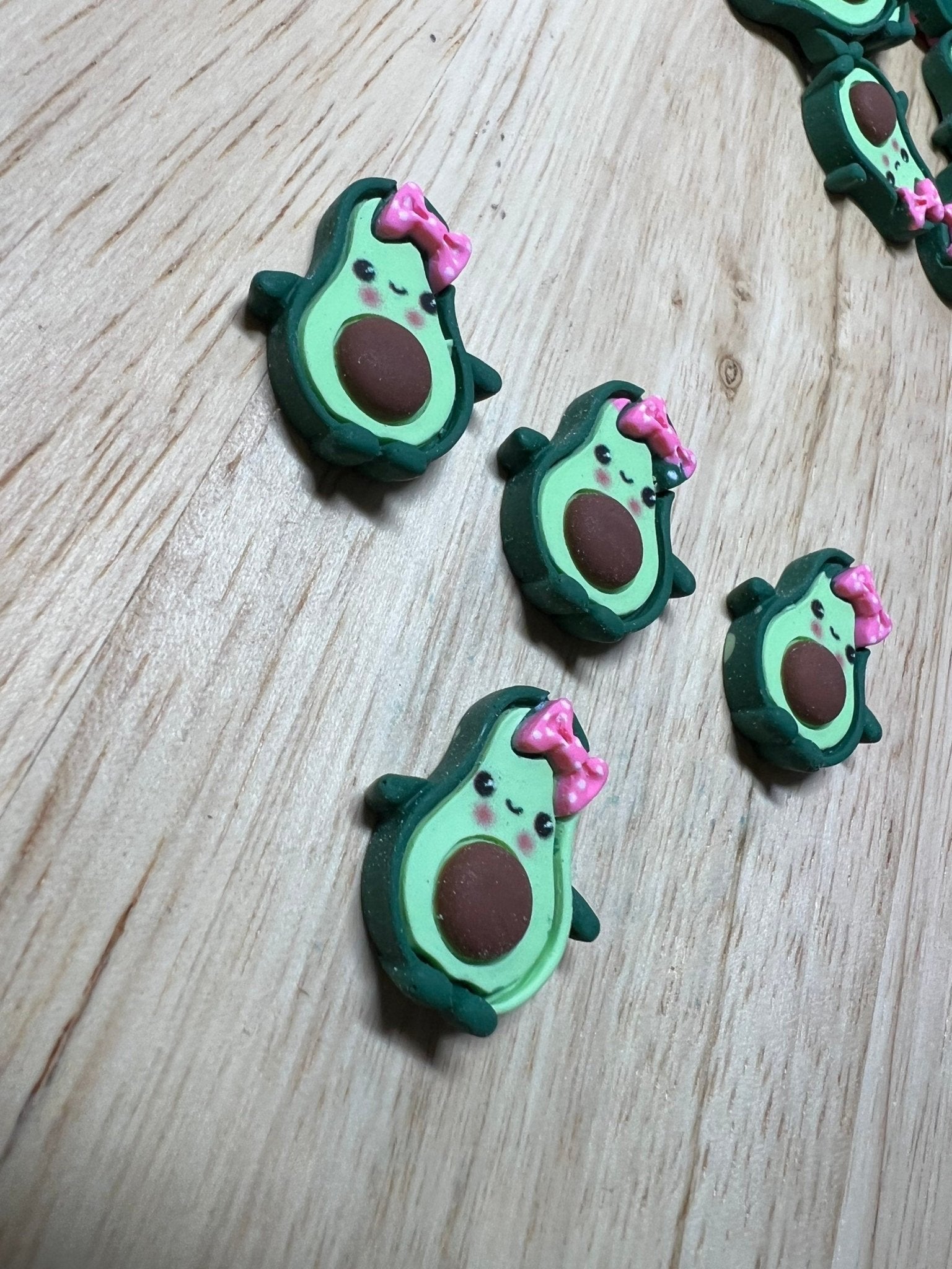 Avocado Object - Speech Therapy Mini Objects - Food Theme Mini Objects - Resin Avocado Cabochon Food Trinkets - Minis for Speech Therapy - Speech and Smile