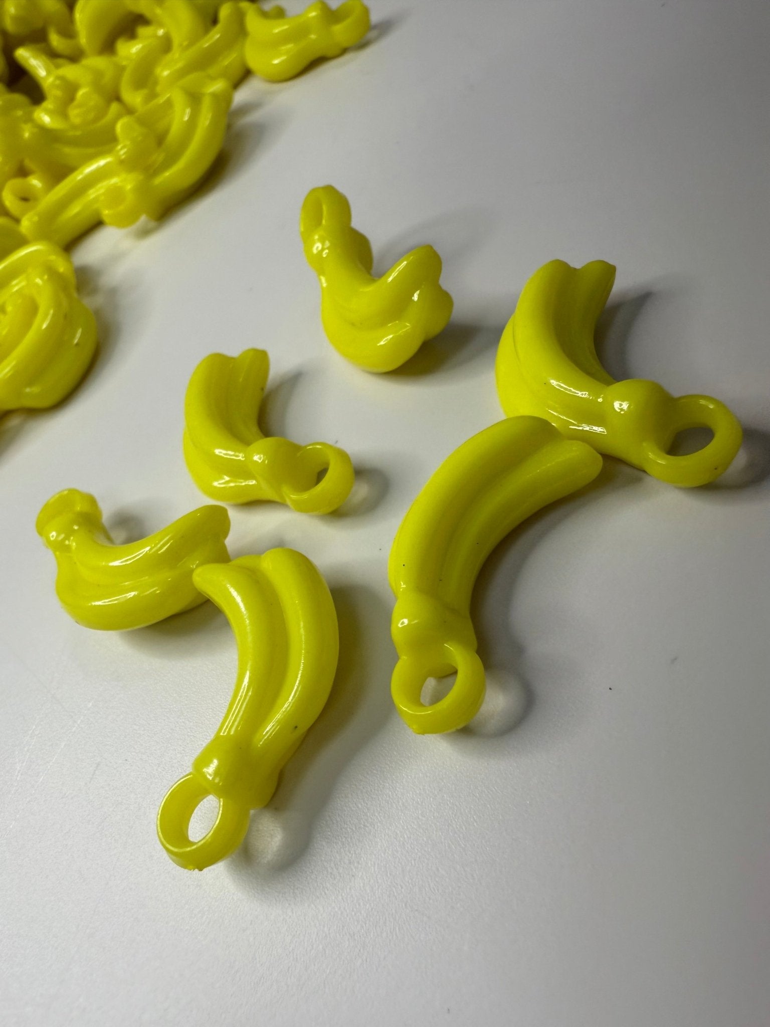 Bulk Trinkets 5 Mini Banana Charms Random Acrylic Mix, Bulk Trinkets for Sound Boxes, Crafts, Sensory Play, Speech Therapy - Speech and Smile