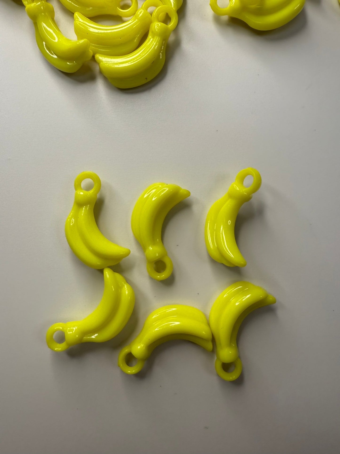 Bulk Trinkets 5 Mini Banana Charms Random Acrylic Mix, Bulk Trinkets for Sound Boxes, Crafts, Sensory Play, Speech Therapy - Speech and Smile