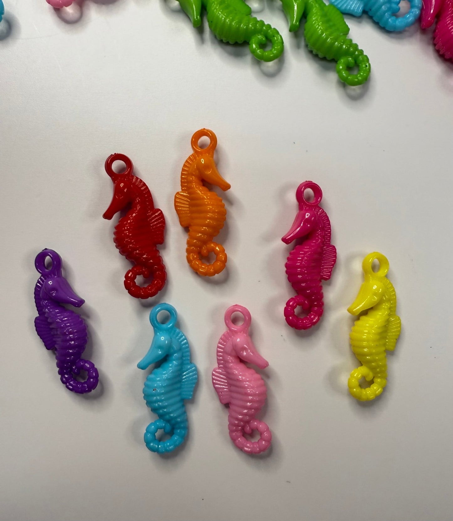 Bulk Trinkets 5 Seahorse Mini Objects Random Acrylic Mix, Ocean Minis for Sound Boxes, Crafts, Sensory Play, Speech Therapy - Speech and Smile