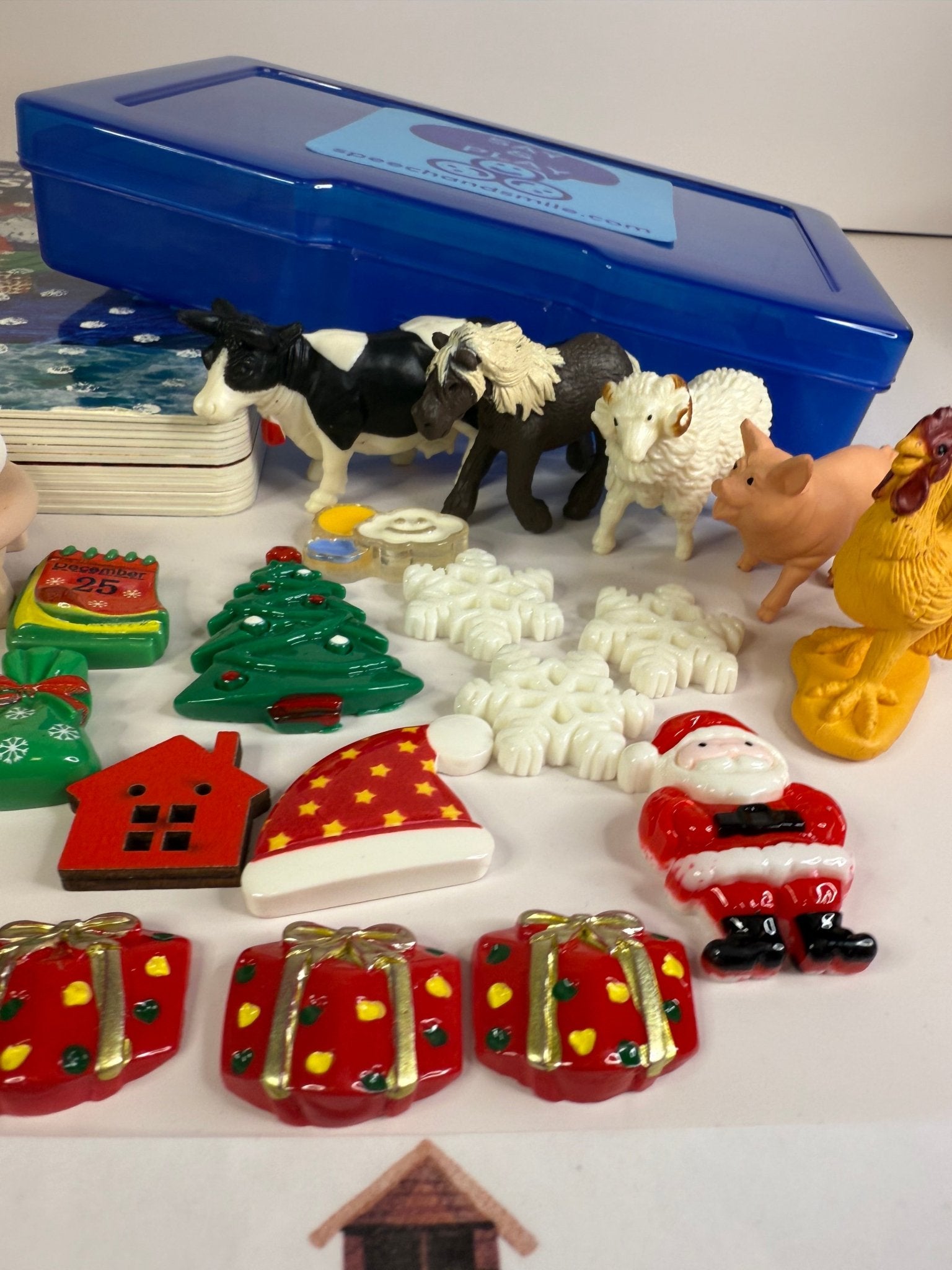 DREAM SNOW Story kit with mini objects Say and Play book Gift for Kids Speech Therapy Mini Objects Christmas Book - Speech and Smile