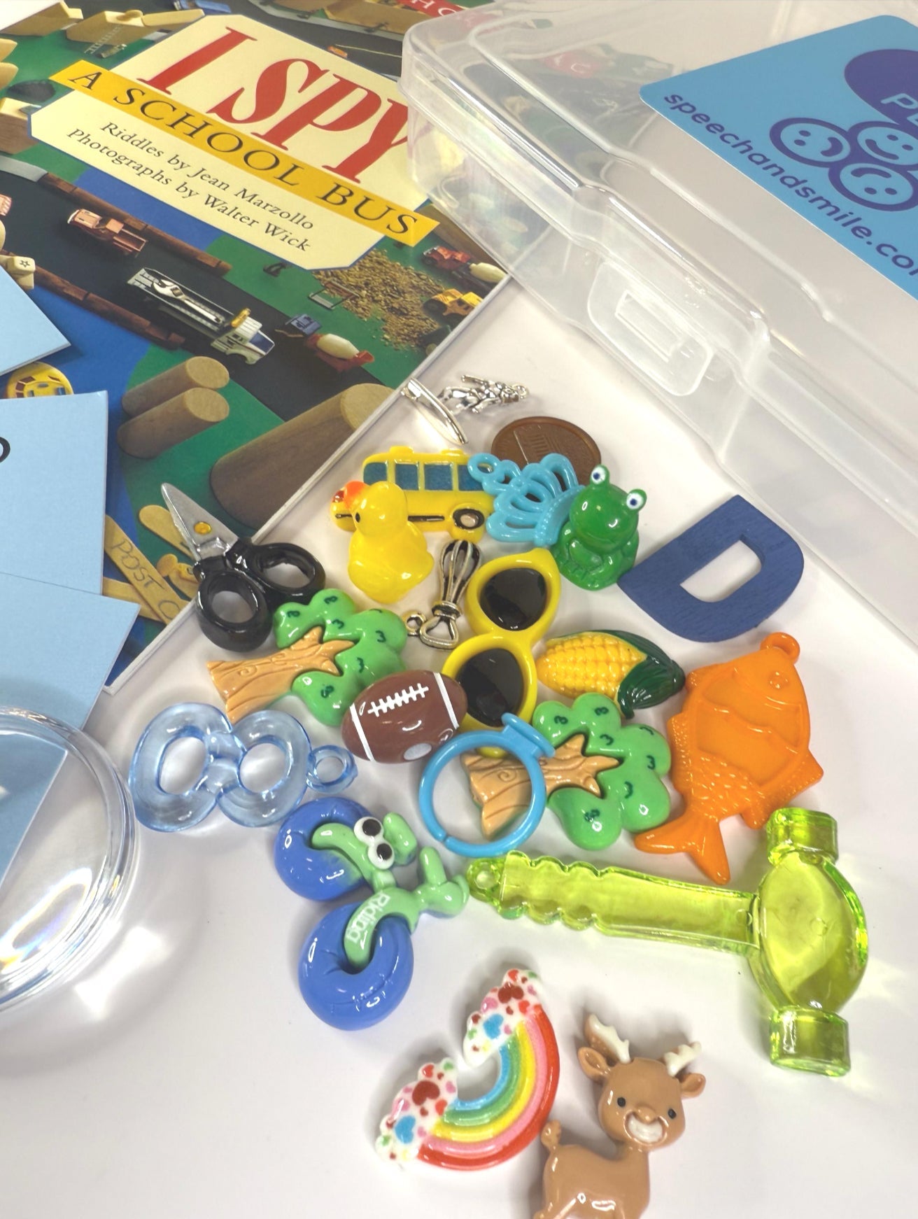 I Spy Story Kit Mini Objects Speech Therapy - INCLUDES BOOK Level One Reader Book Companion Activity I Spy Trinkets - Speech and Smile