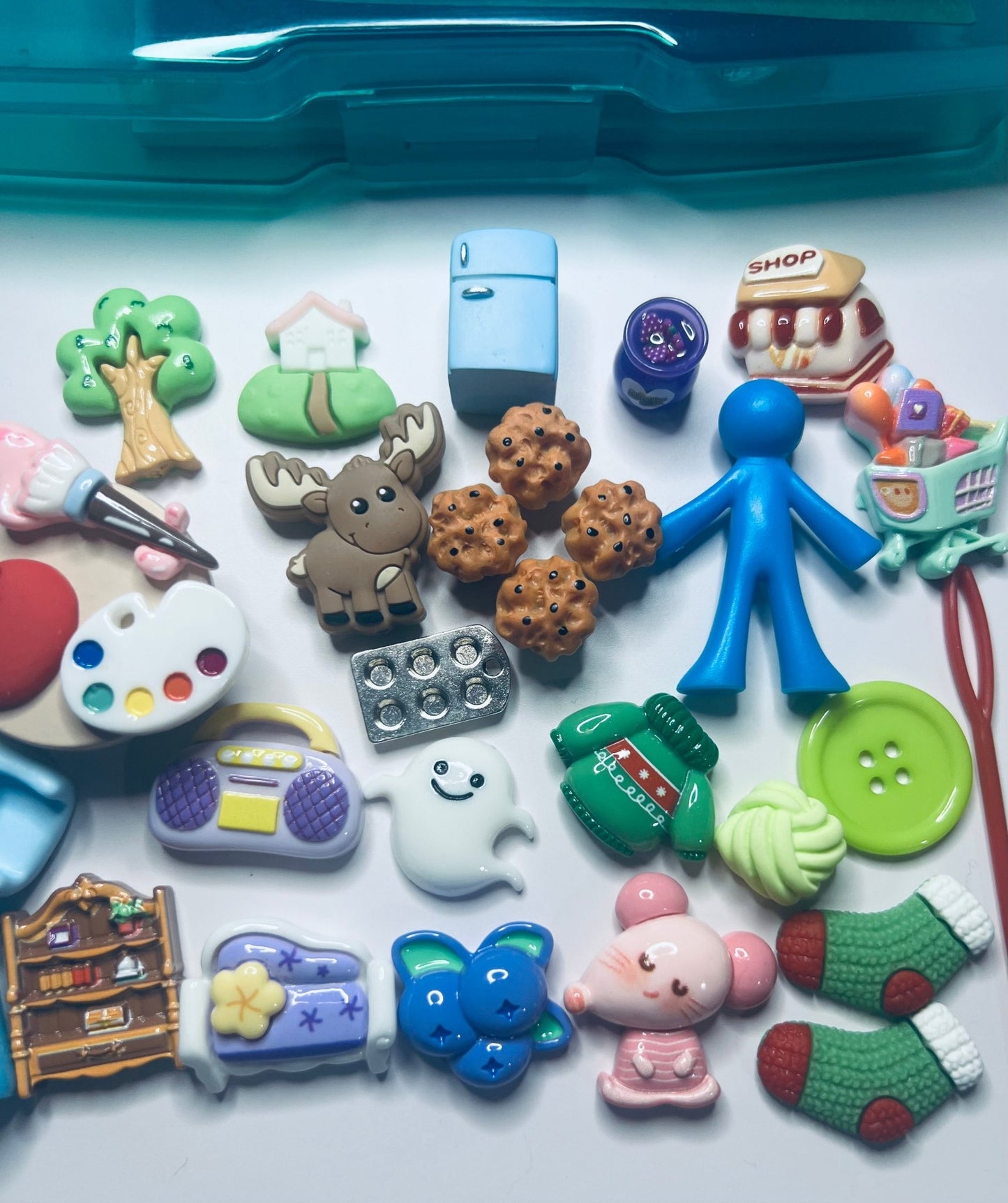 If You Give a Moose a Muffin Book Story Kit Mini Objects Seech Therapy INCLUDES BOOK Say and Play Book Activity - Speech and Smile