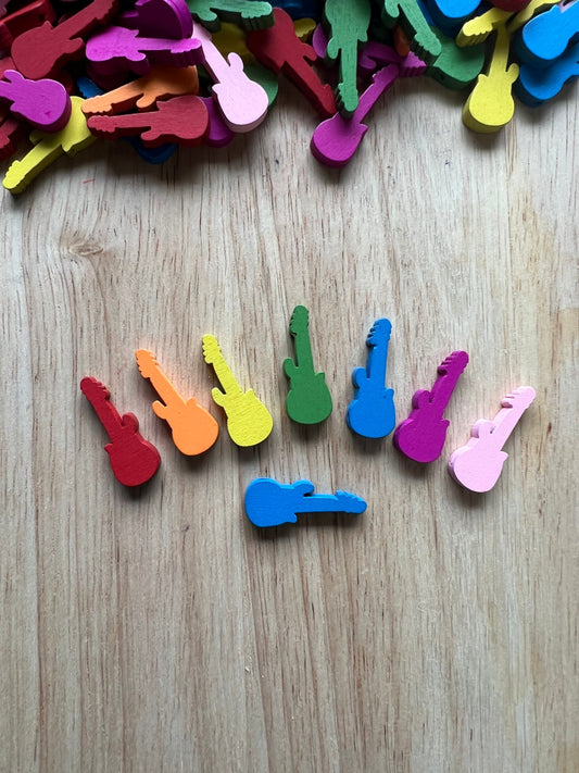 Mini objeto de GUITARRA-Terapia del habla Mini objetos-Baratijas del habla-Objetos temáticos de MÚSICA-Cuentas de guitarra de madera-Minis para terapia del habla