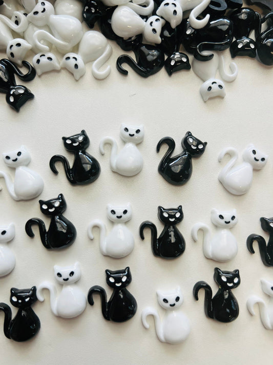 Mini Black Cat trinket white cat mini objects pet theme speech therapy miniature objects