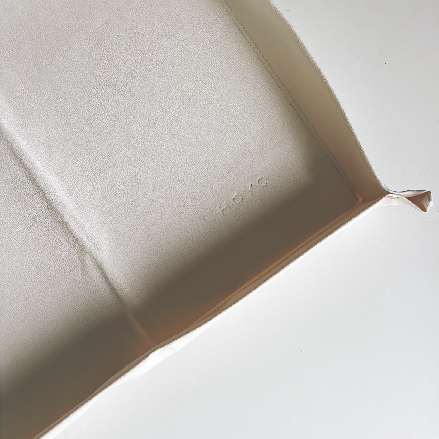 The Midi Mat for Mini Objects