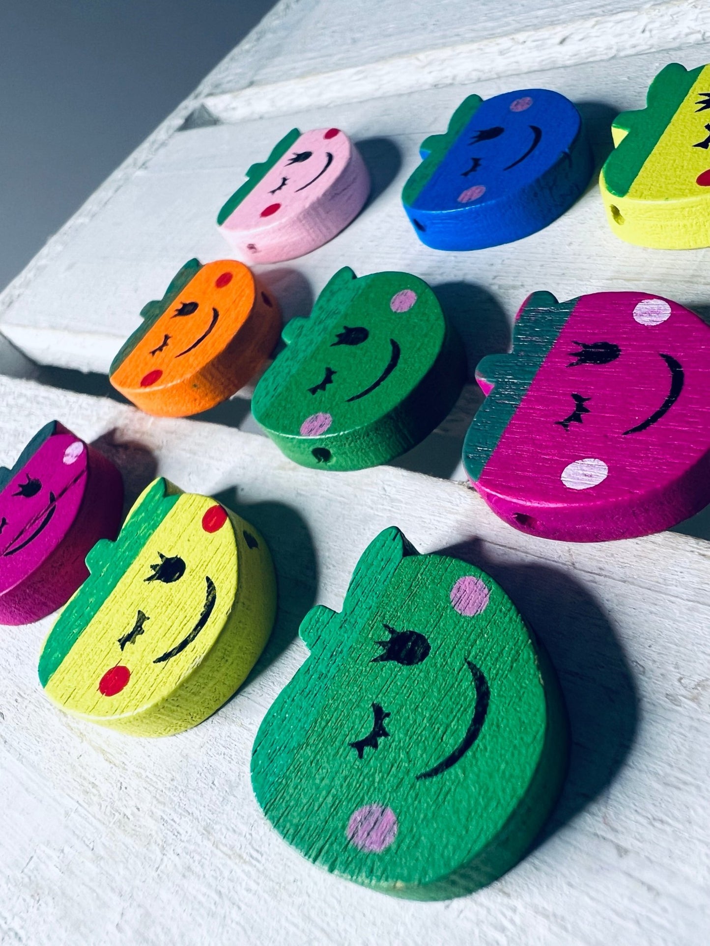 Letter W Alphabet Objects Wink Miniature Wood APPLE Bead Mini Apple Trinkets Mini Objects Speech Therapy Fruit Trinkets - Speech and Smile