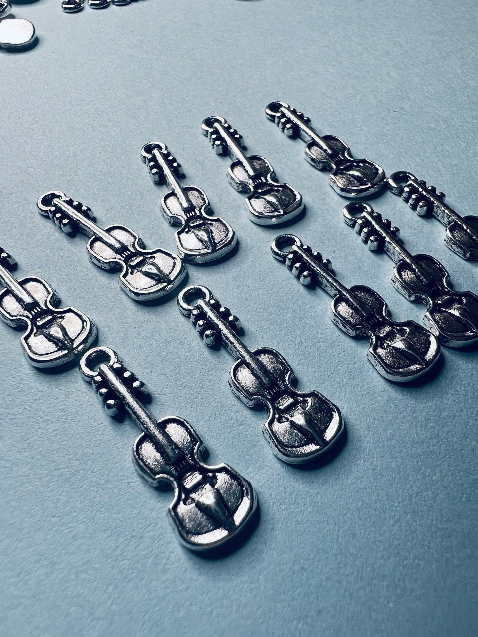 MICRO Miniature Double Base - Mini Violins - Silver Violin Charm - Bag of 5/10 Mini Violins - I Spy Objects - Mini Objects Speech Therapy - Speech and Smile