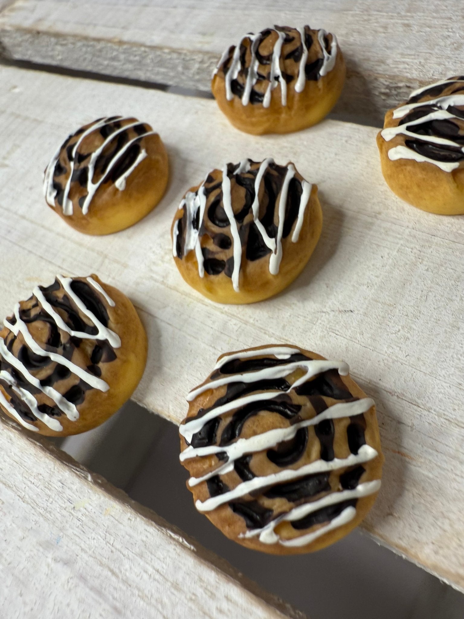 Mini CINNAMON ROLL Trinket Bakery Mini Object Trinkets Speech Therapy Food Minis - Speech and Smile