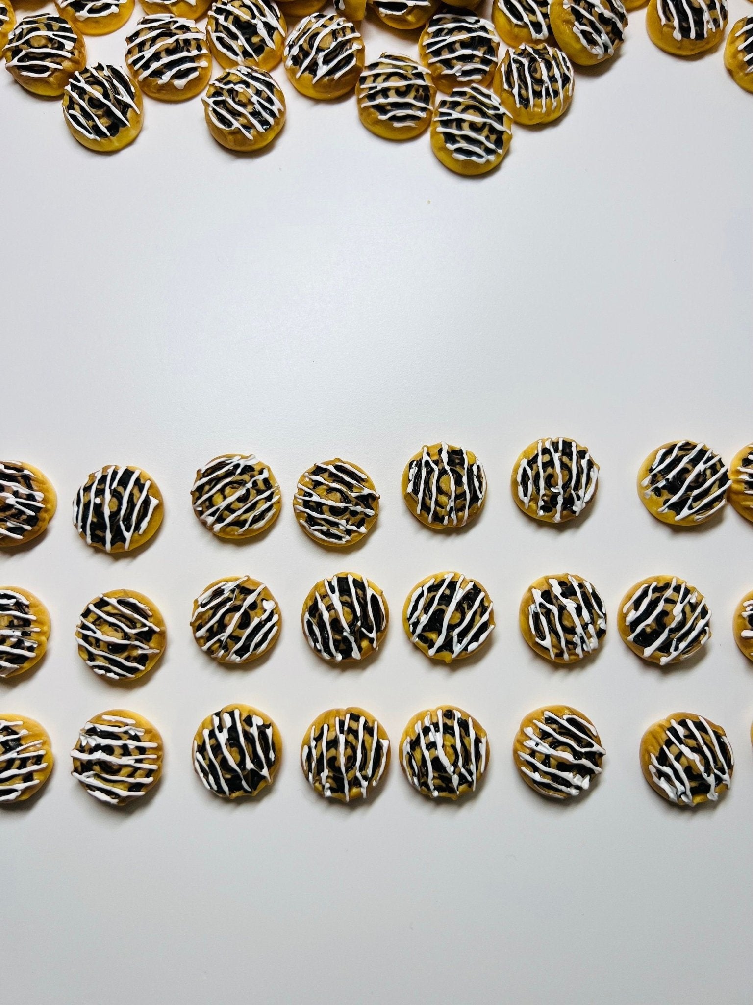 Mini CINNAMON ROLL Trinket Bakery Mini Object Trinkets Speech Therapy Food Minis - Speech and Smile