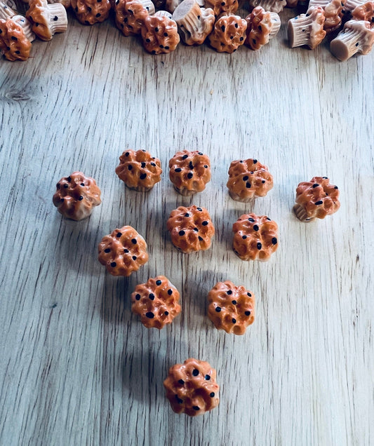 Mini MUFFIN Object - Speech Therapy Mini Objects - Speech Trinkets - FOOD Theme Objects - Speech Minis - Resin Muffin - Food Trinkets Doodads - Montessori - Speech and Smile