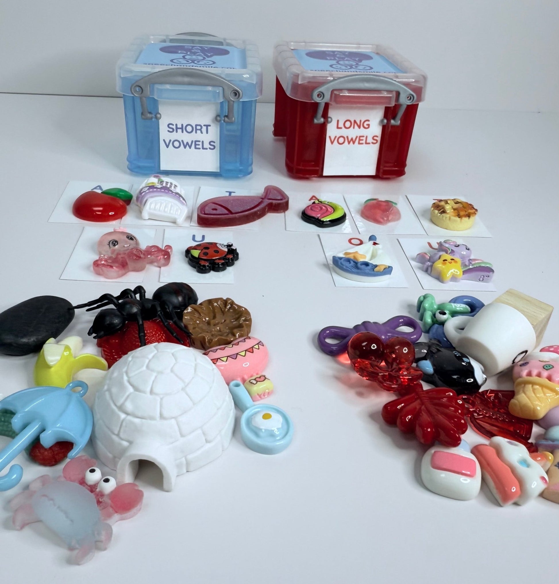 Mini Objects for Vowel Sounds Kit Reading Set of Short and Long Vowel Objects - Speech and Smile