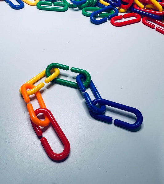 Mini Objects Speech Therapy - Mini Chains - Miniature Links - Montessori Sound Objects for Digraphs - Trinkets - Doodads - Speech and Smile