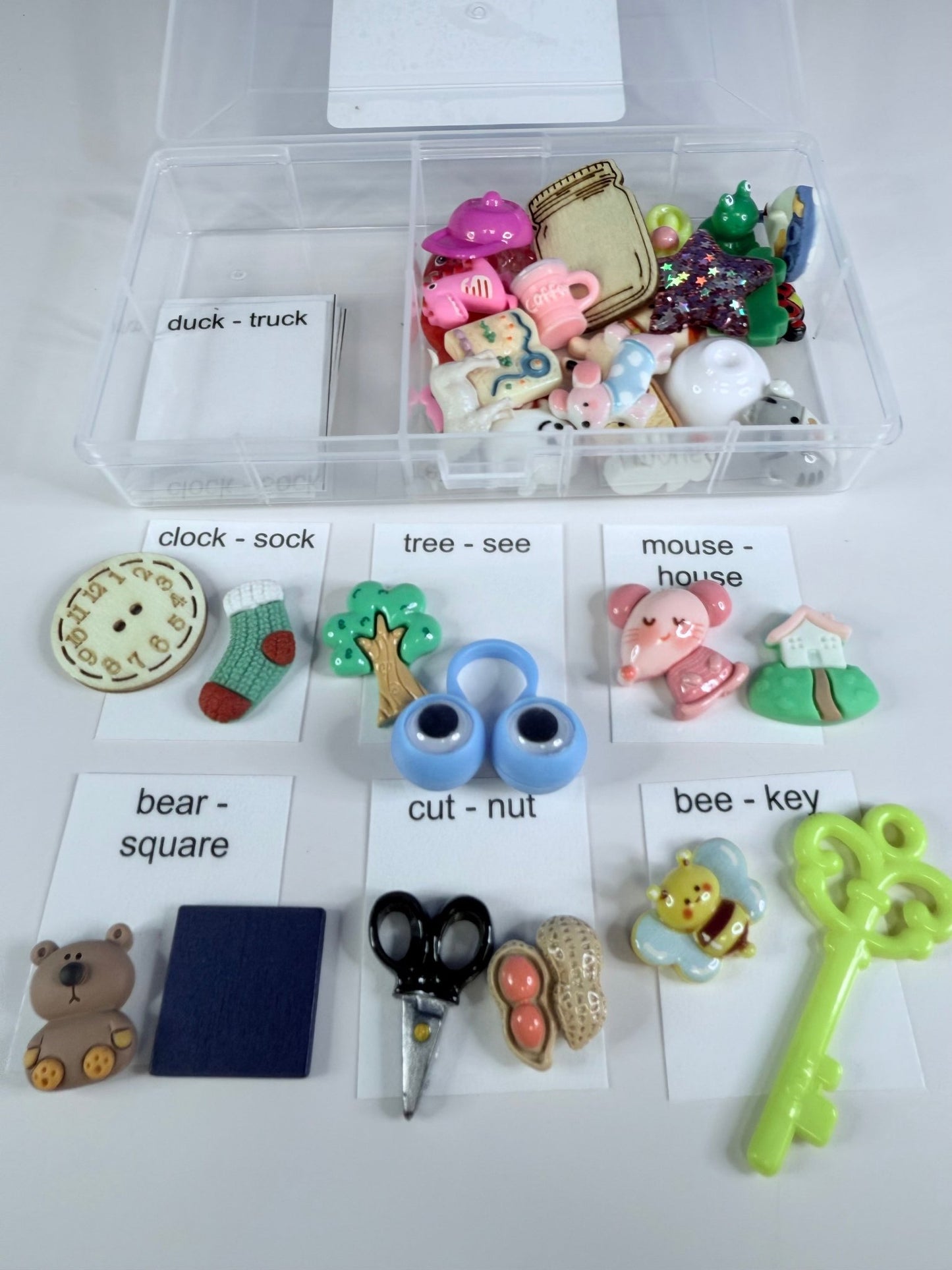 Mini Objects that RHYME Set - Speech Therapy Early Reading Activity with Trinkets - Speech and Smile