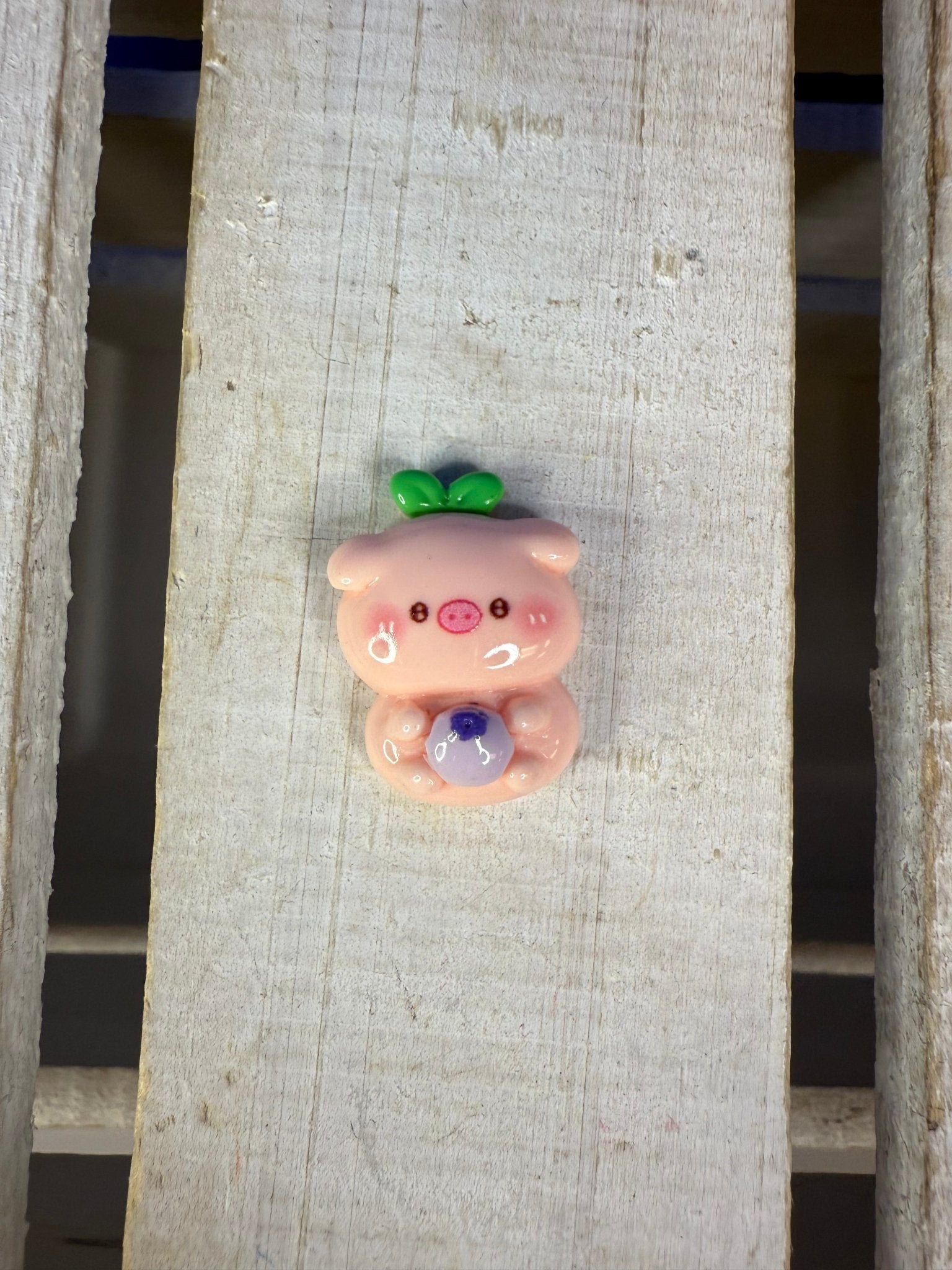 Mini Pig Holding Blueberry – Farm Animal Mini Object for Speech Therapy - Speech and Smile
