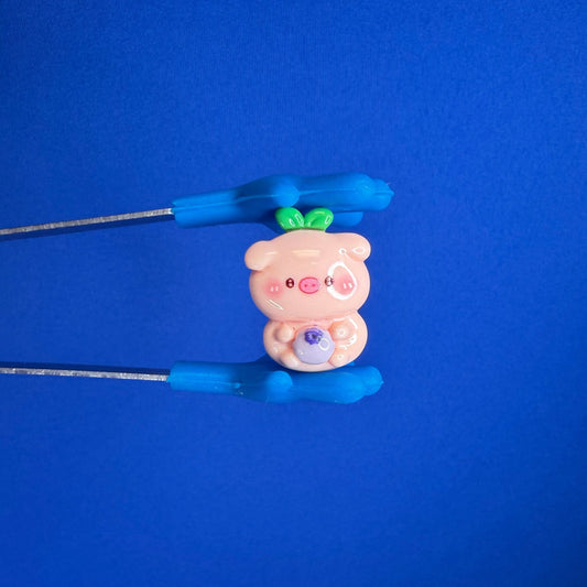 Mini Pig Holding Blueberry – Farm Animal Mini Object for Speech Therapy - Speech and Smile