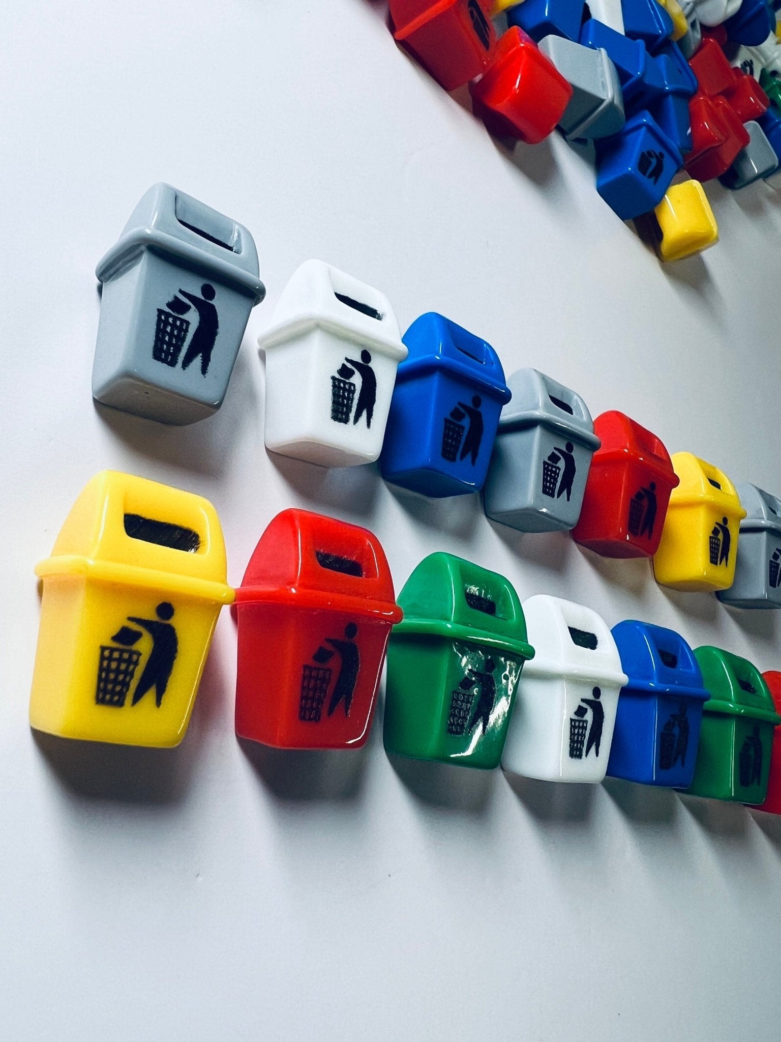 Mini RECYCLE Trinket - Dollhouse Recycle Miniature - Trash Can Mini Object - Occupation Theme Objects - Speech Therapy Mini Objects - Speech and Smile