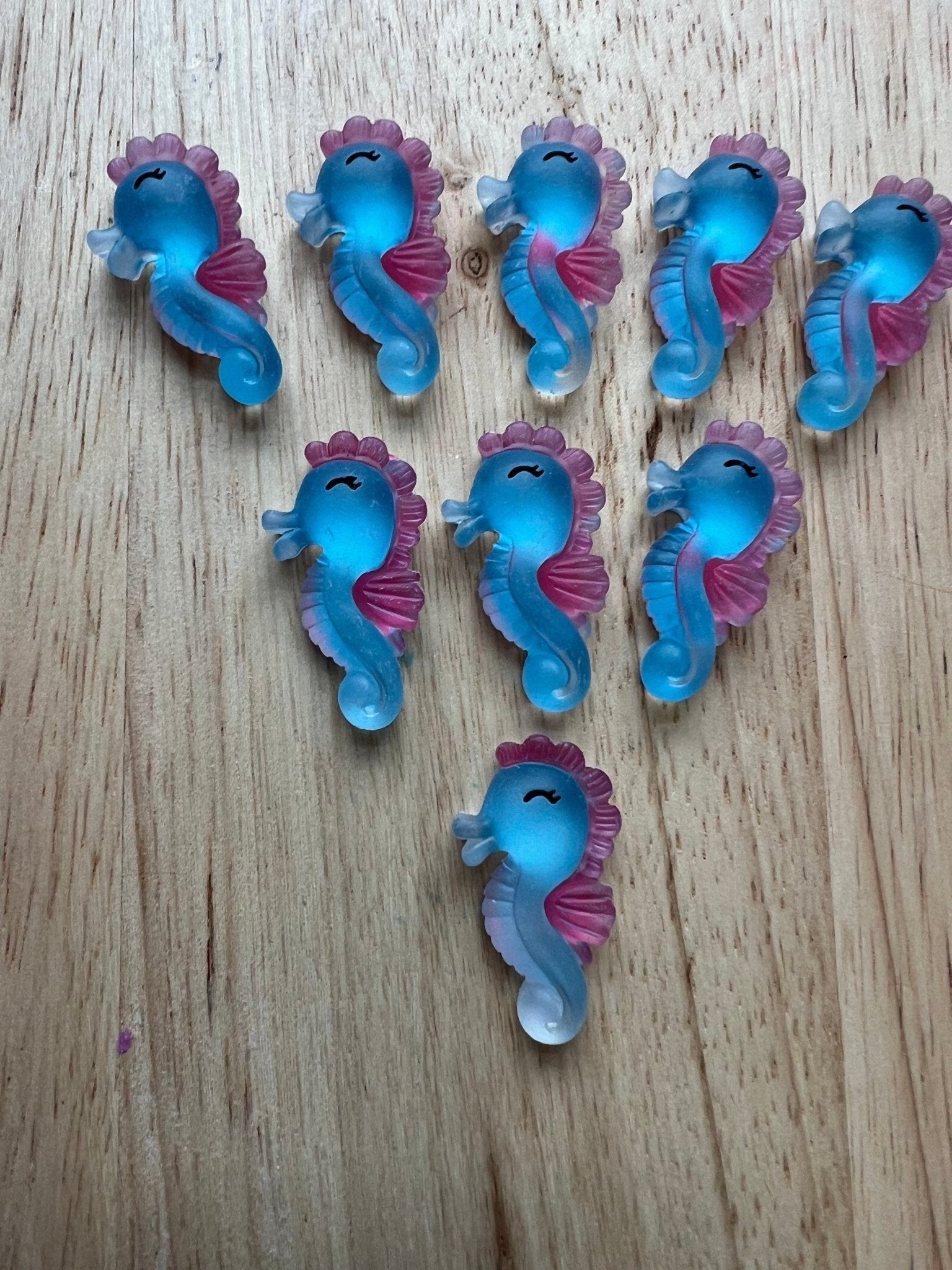 Mini SEAHORSE Object - Ocean Theme Objects - Resin Seahorse - Speech Therapy Mini Objects - Montessori Language Objects - Speech Minis for Ocean Play - Speech and Smile